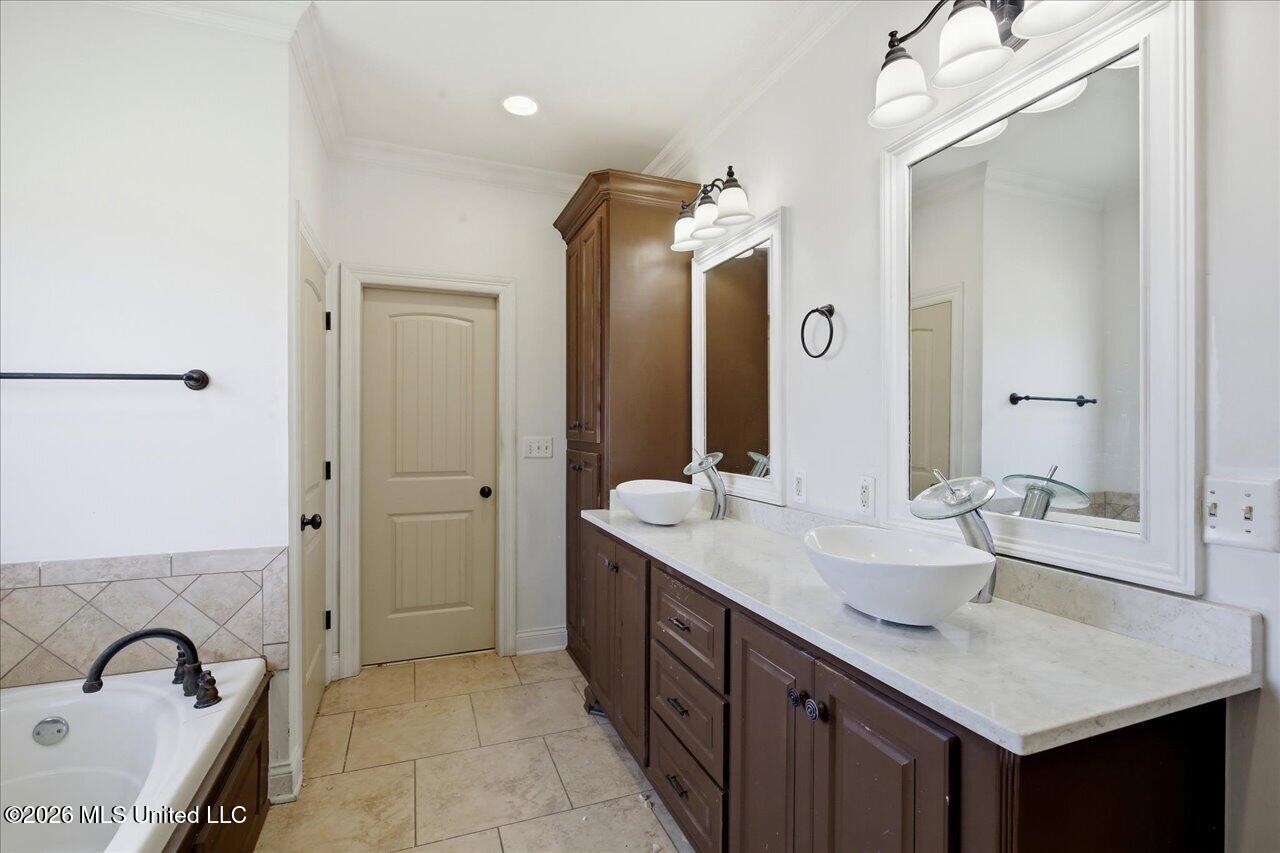 108 Leppingwell Drive Property Photo 24