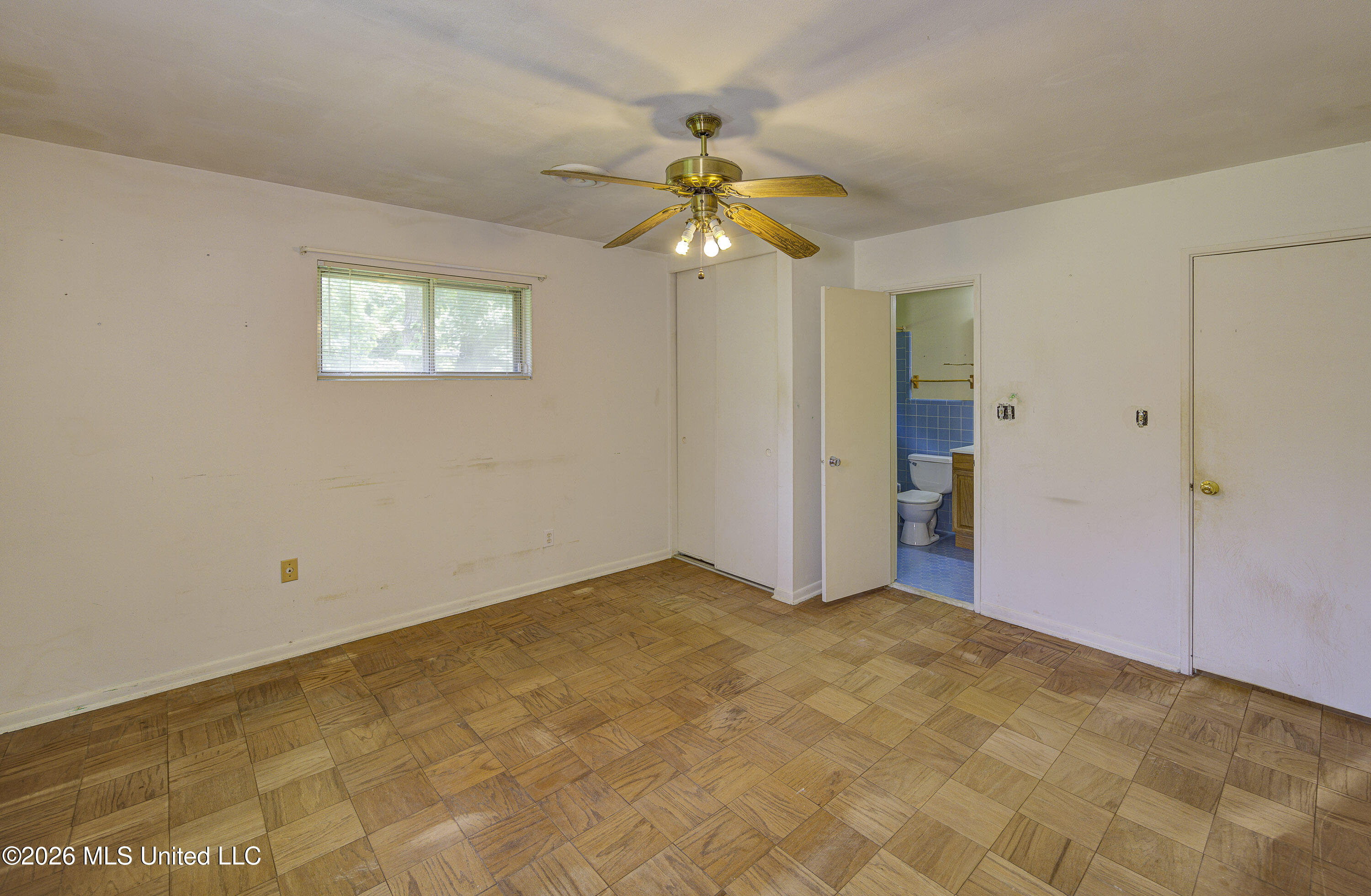 110 Hillside Circle Property Photo 17
