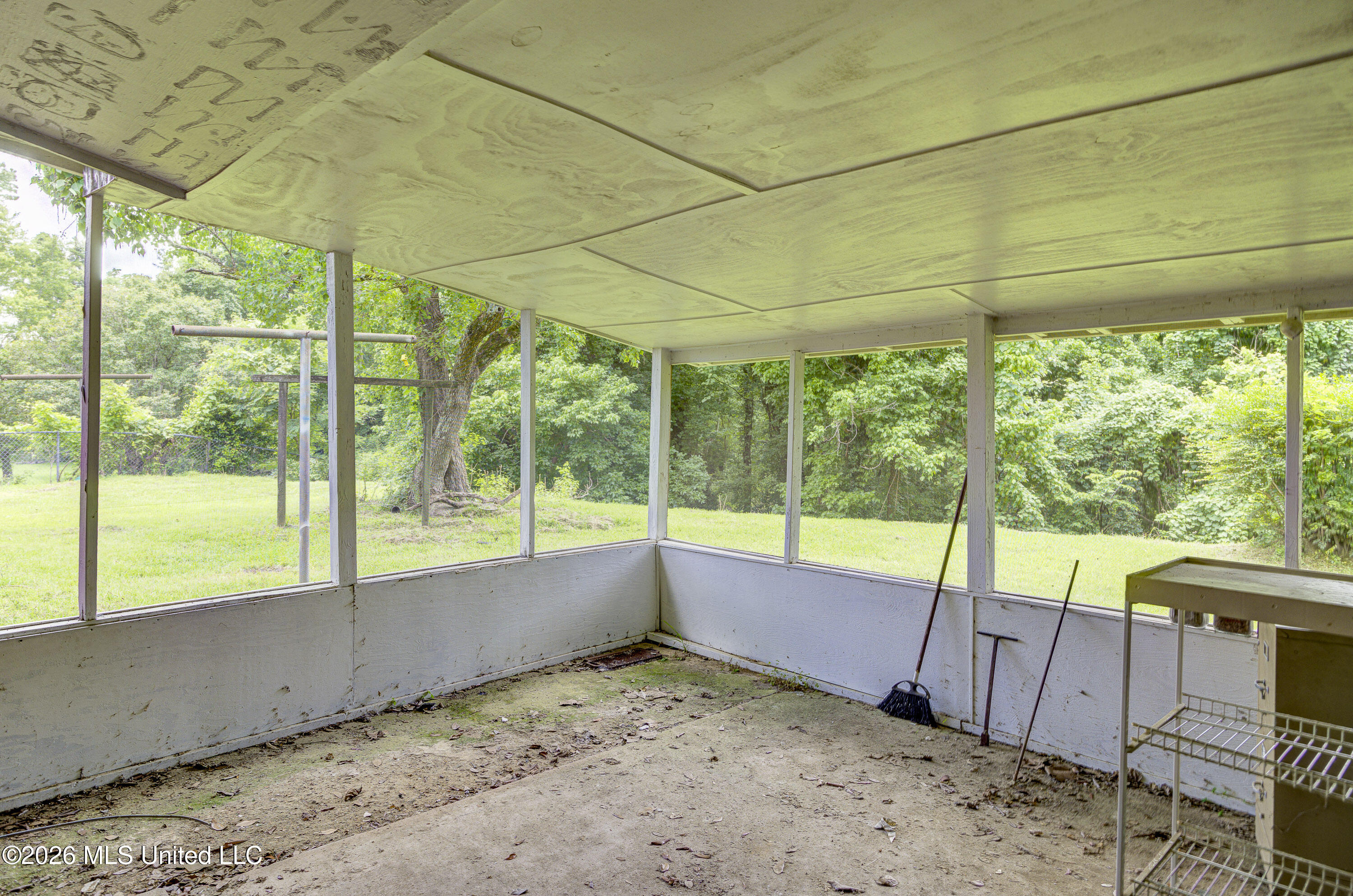 110 Hillside Circle Property Photo 26