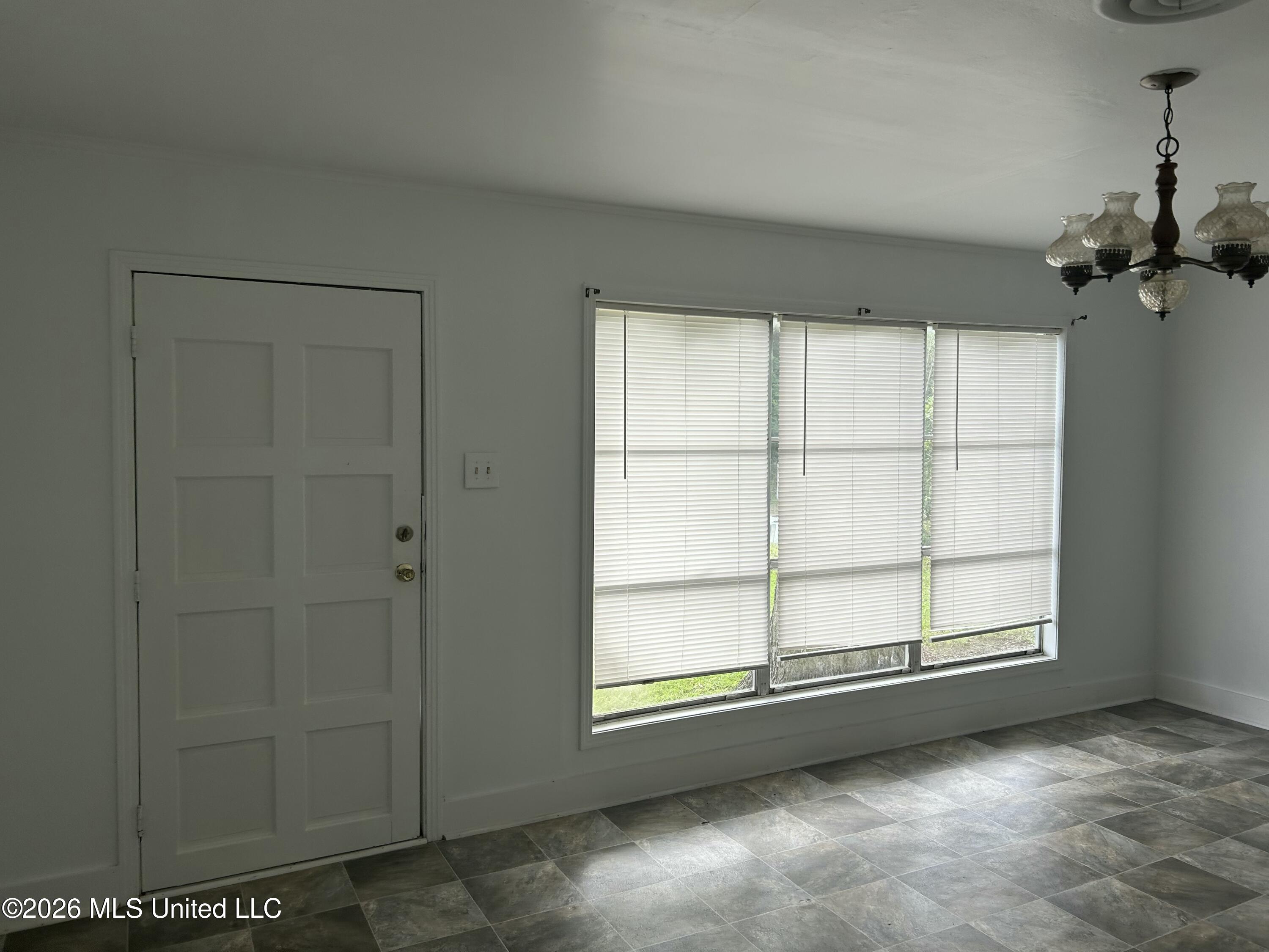 1371 Dr M L King North Road Property Photo 2