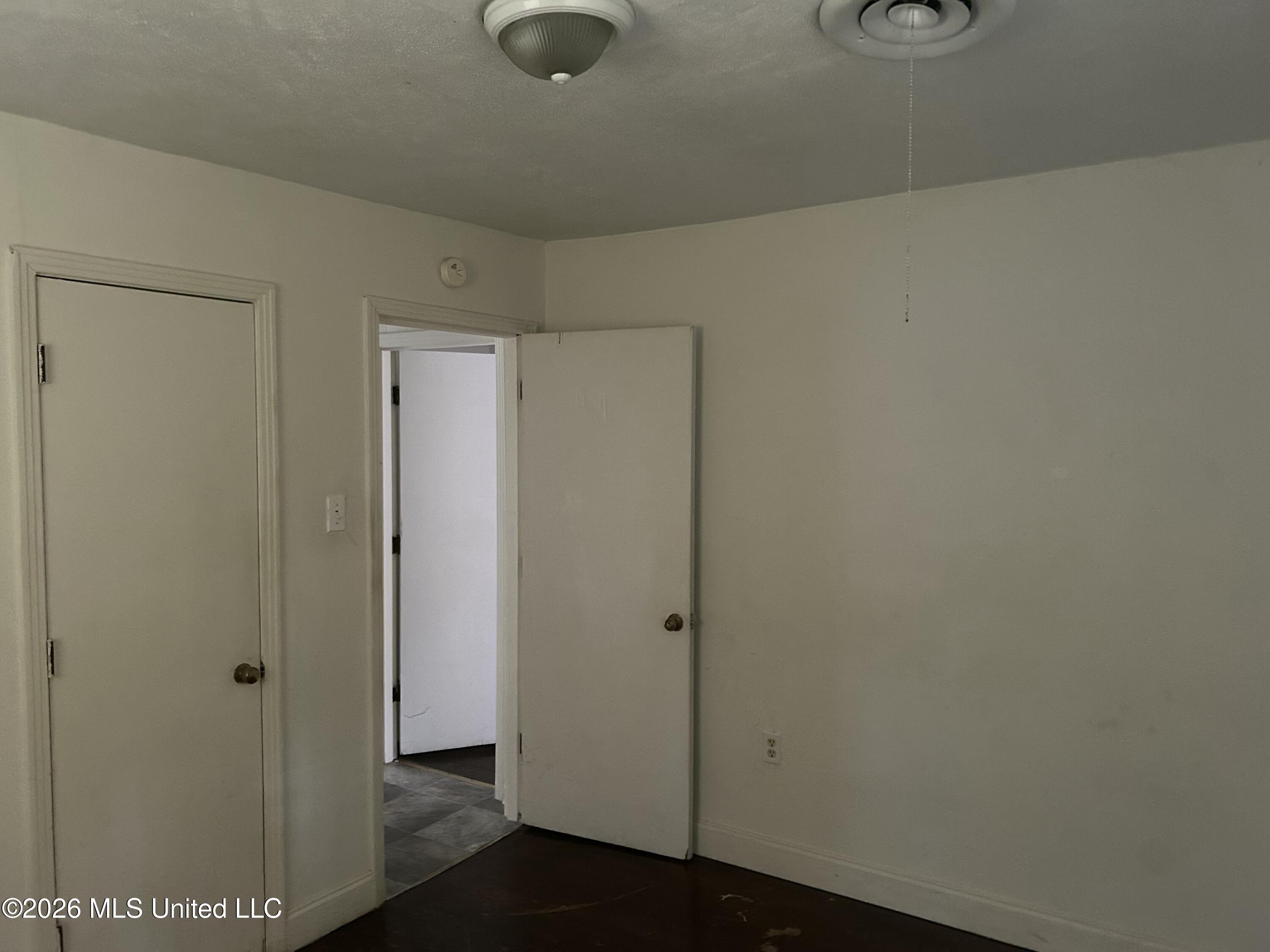 1371 Dr M L King North Road Property Photo 7