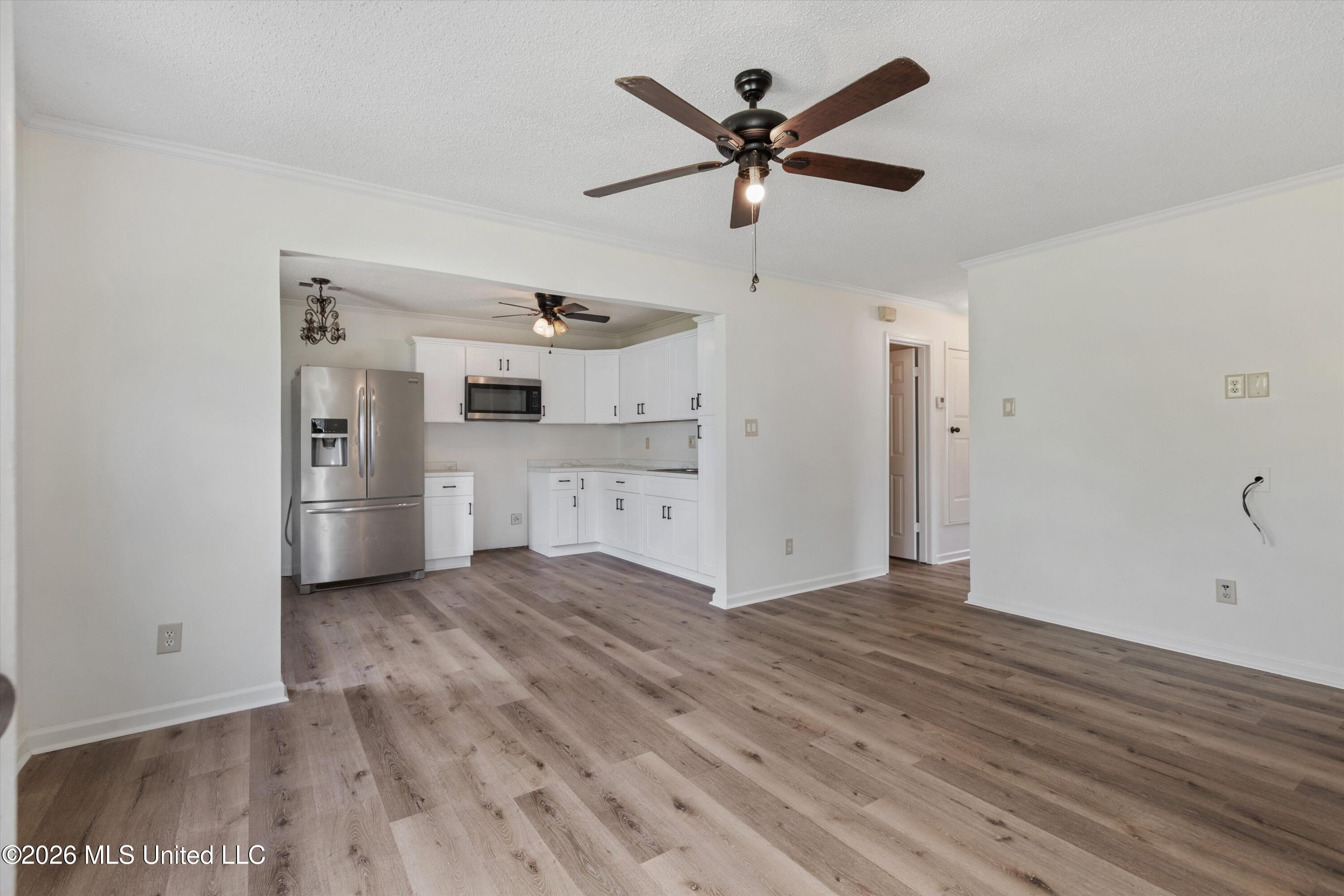 8596 Kinard Cove Property Photo 4