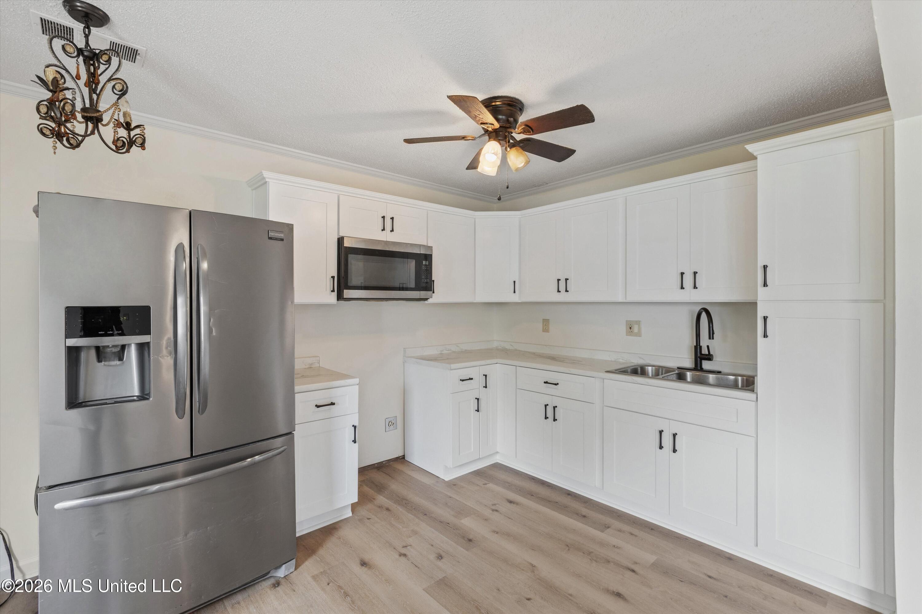 8596 Kinard Cove Property Photo 8
