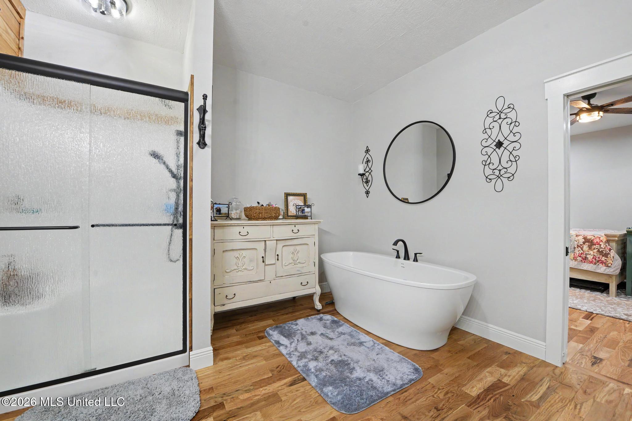 445 Live Oak Drive Property Photo 18