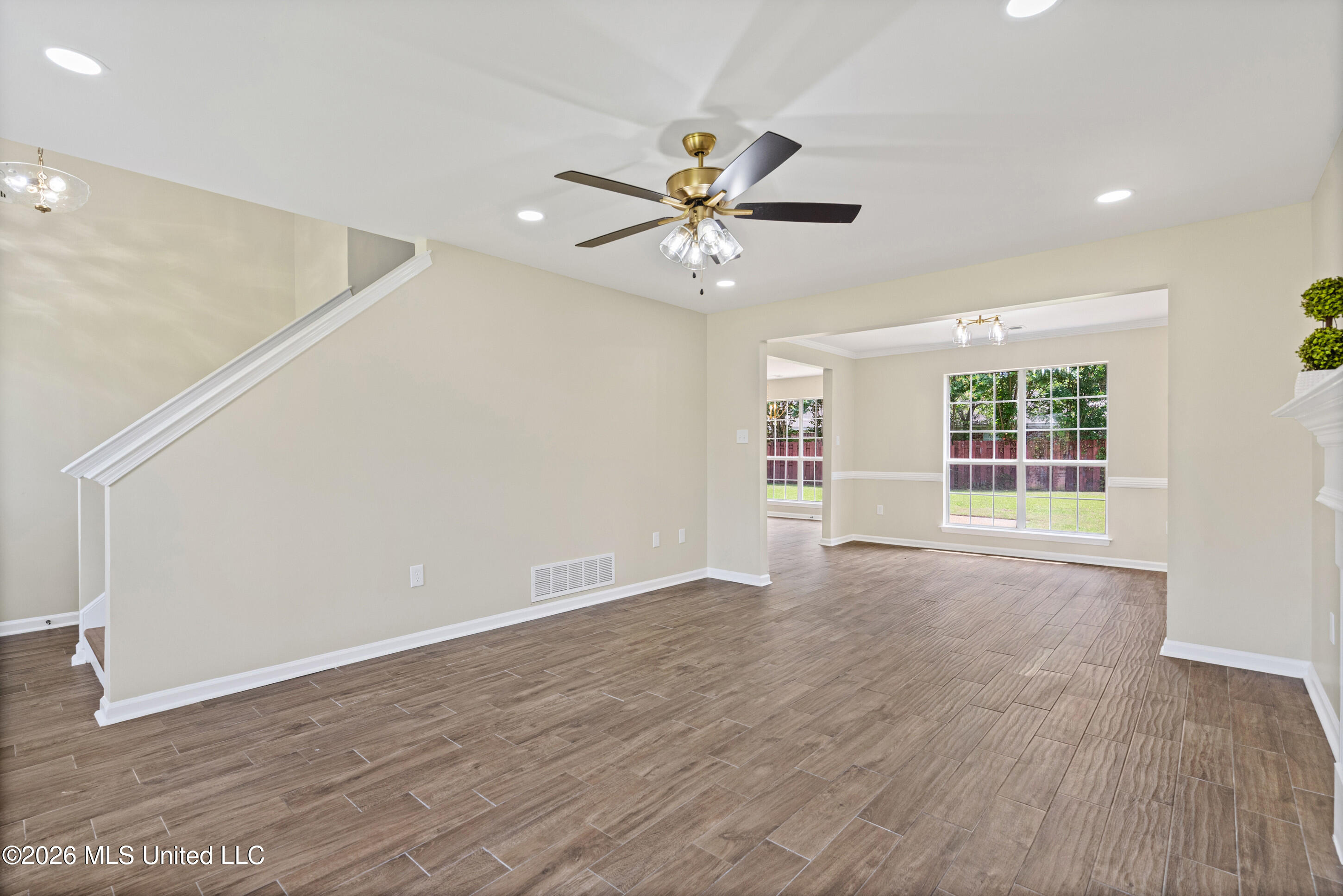 5642 Michaelson Drive Property Photo 8