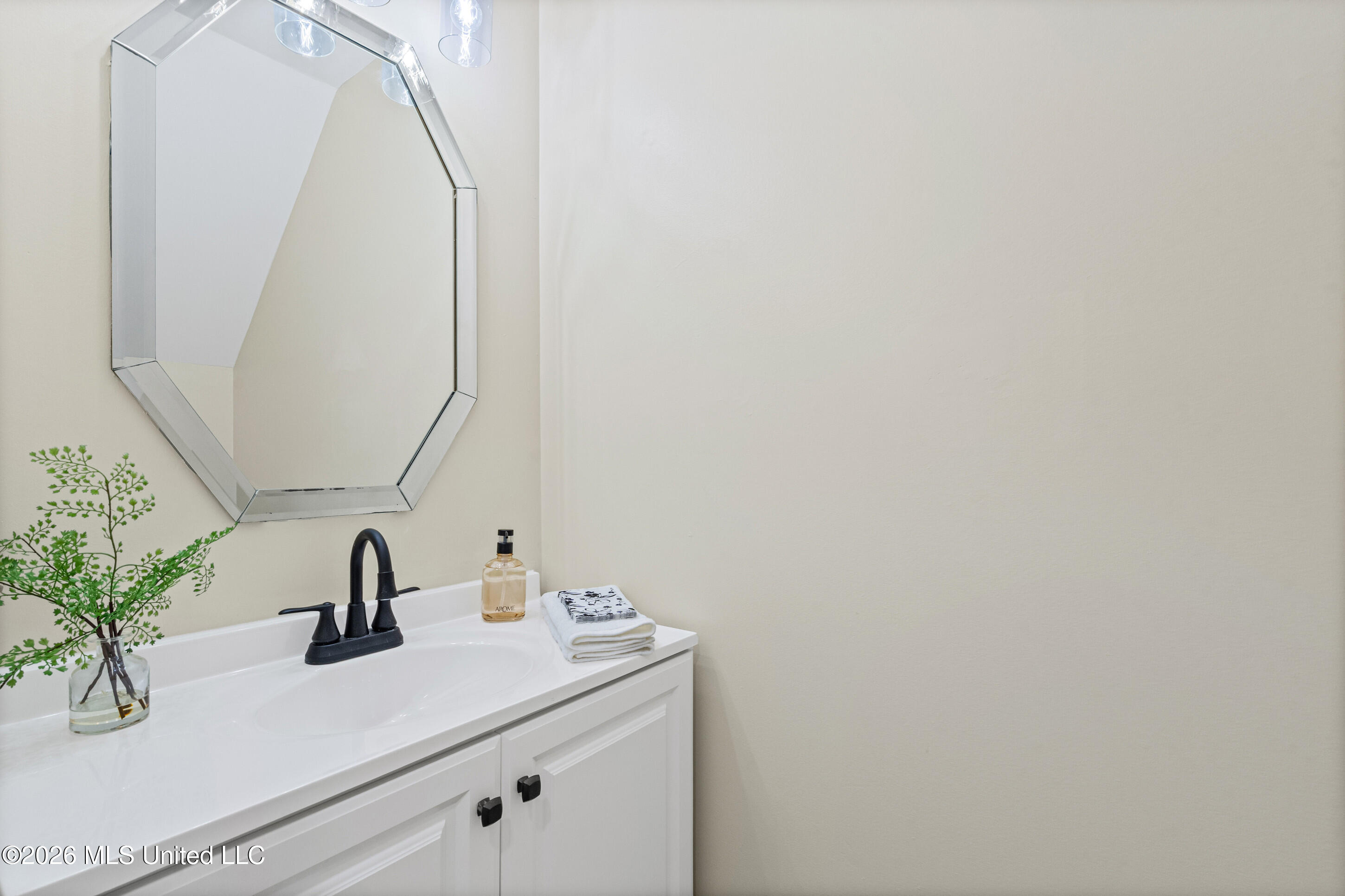 5642 Michaelson Drive Property Photo 13