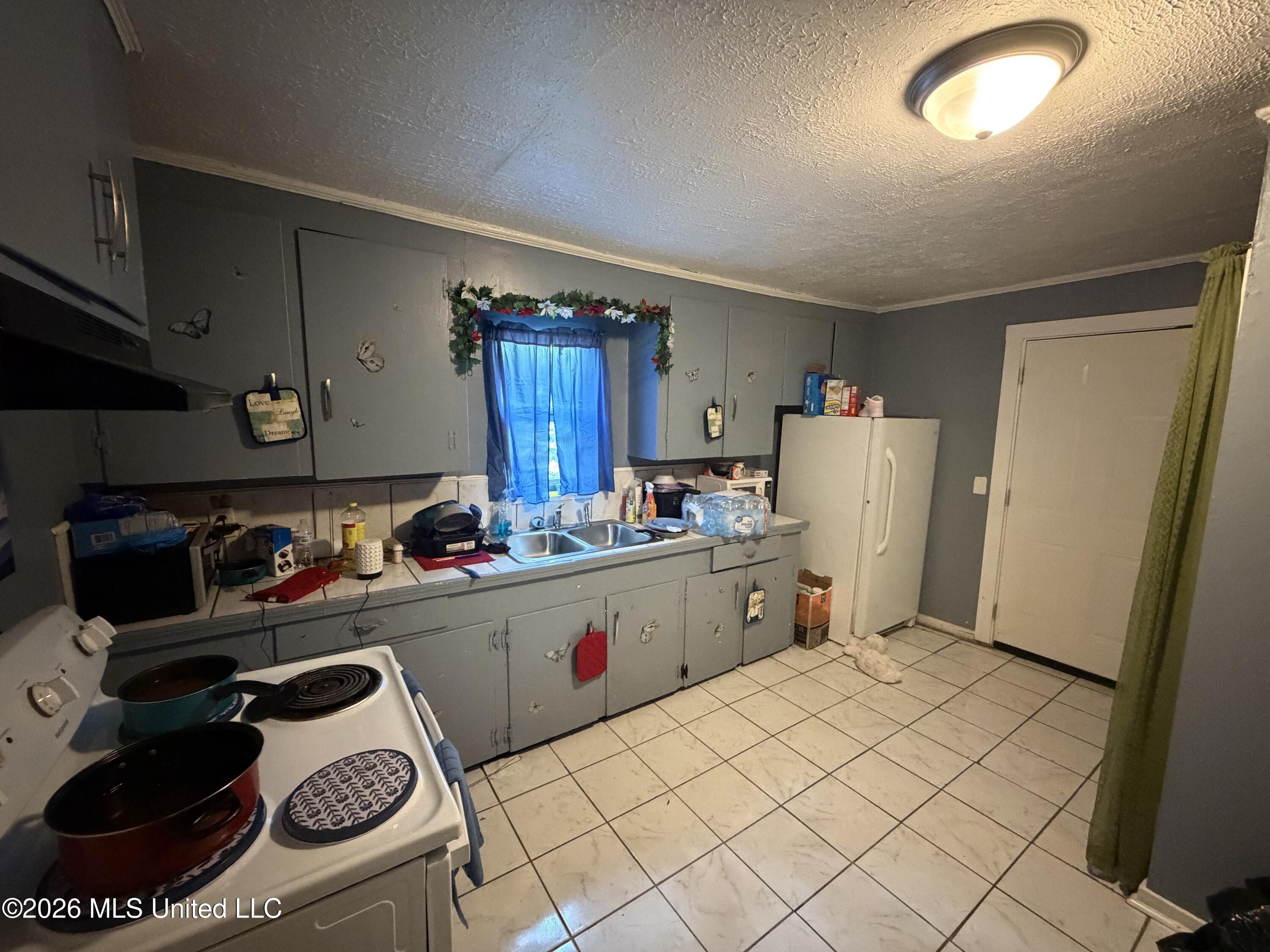 3544 Hines Street Property Photo 2