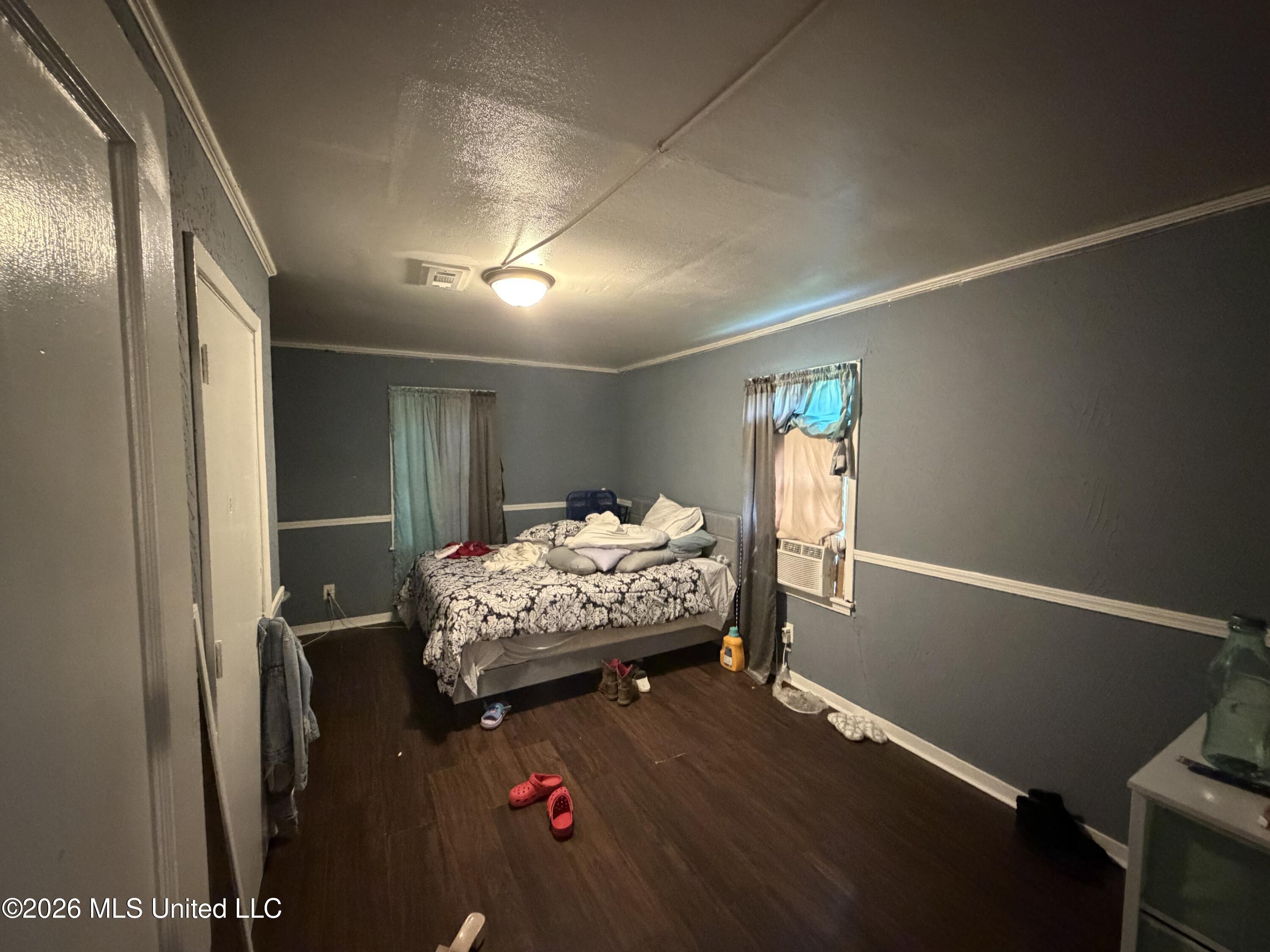 3544 Hines Street Property Photo 4