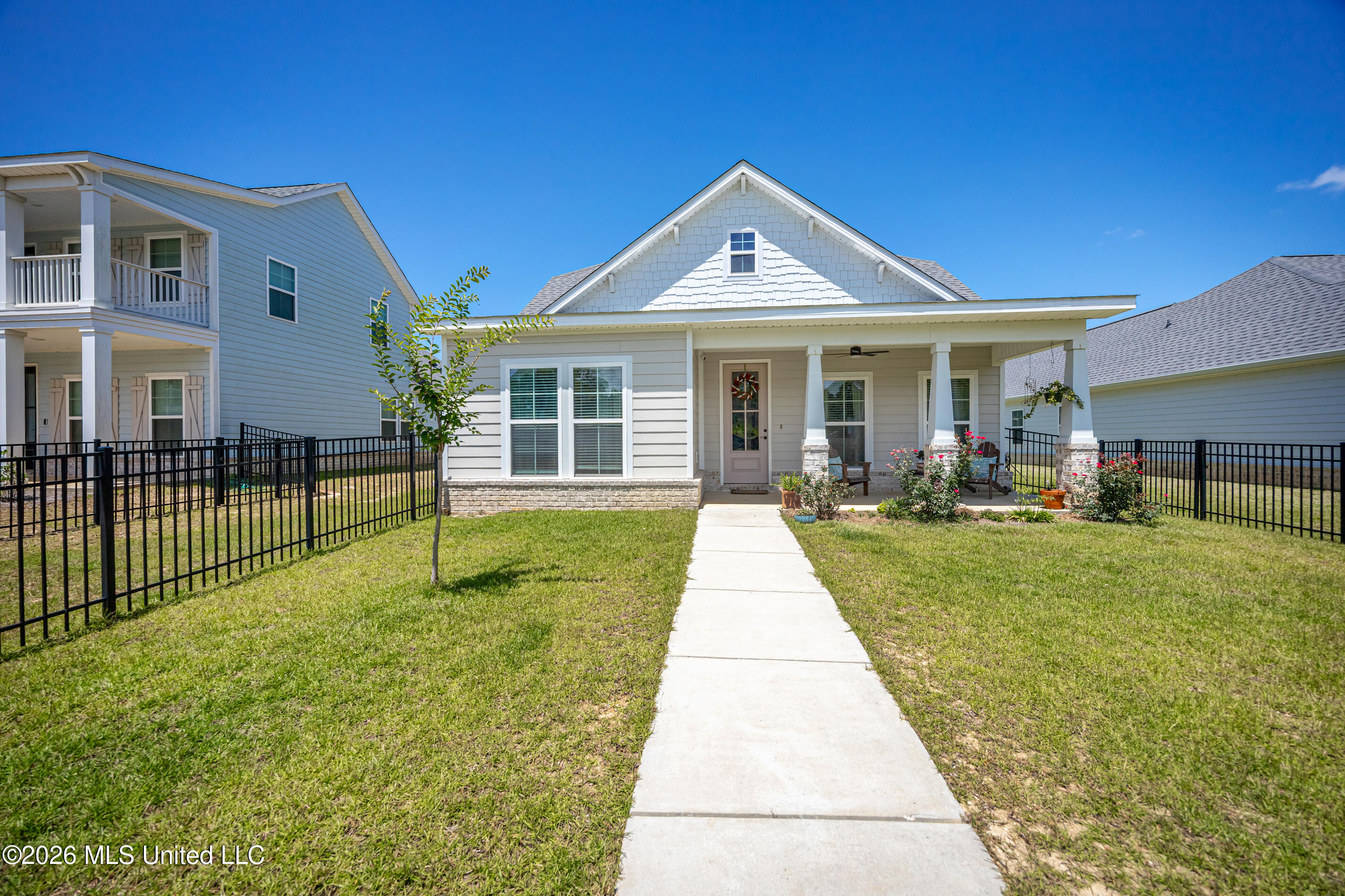 104 Everly Circle Property Photo 4