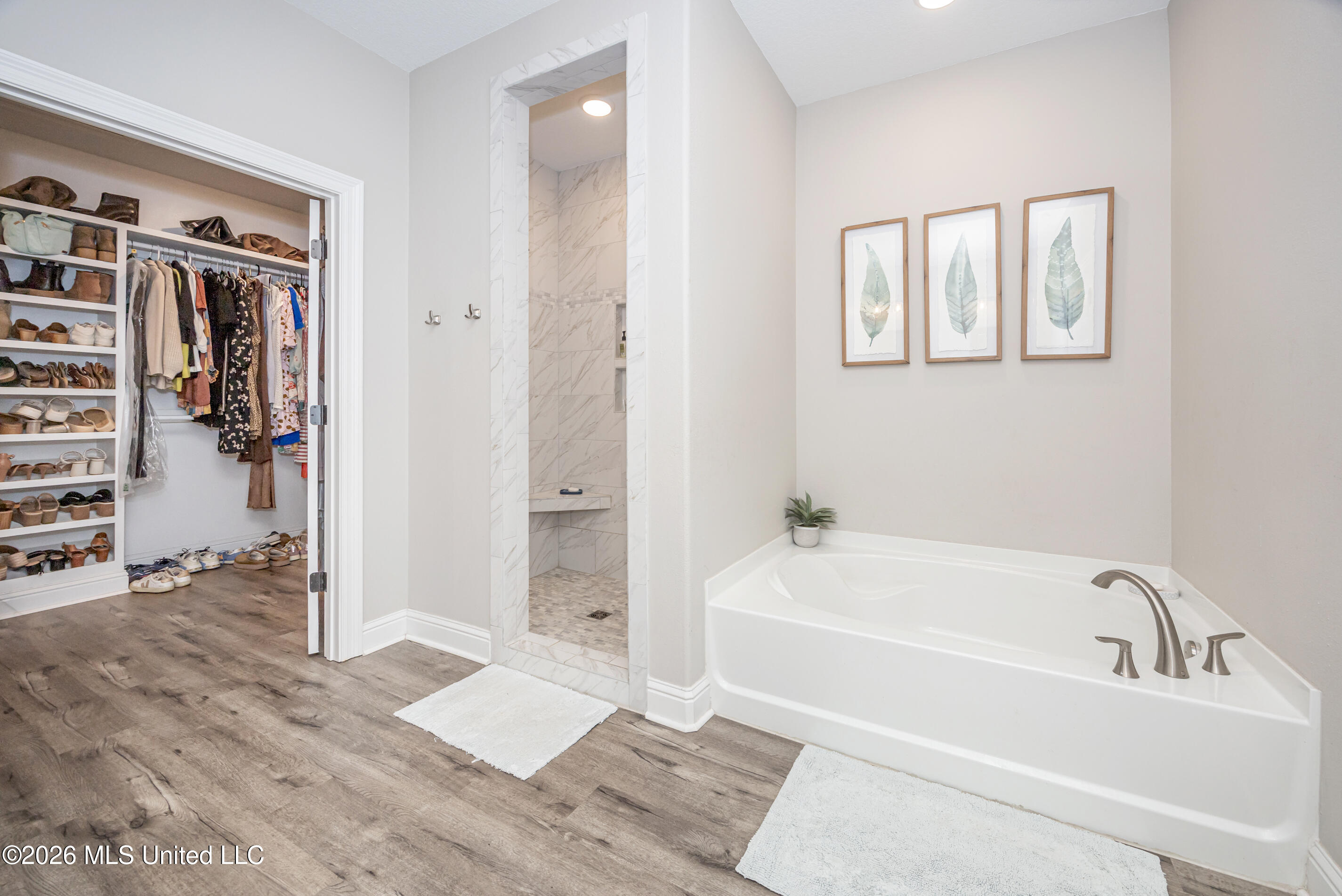 104 Everly Circle Property Photo 27