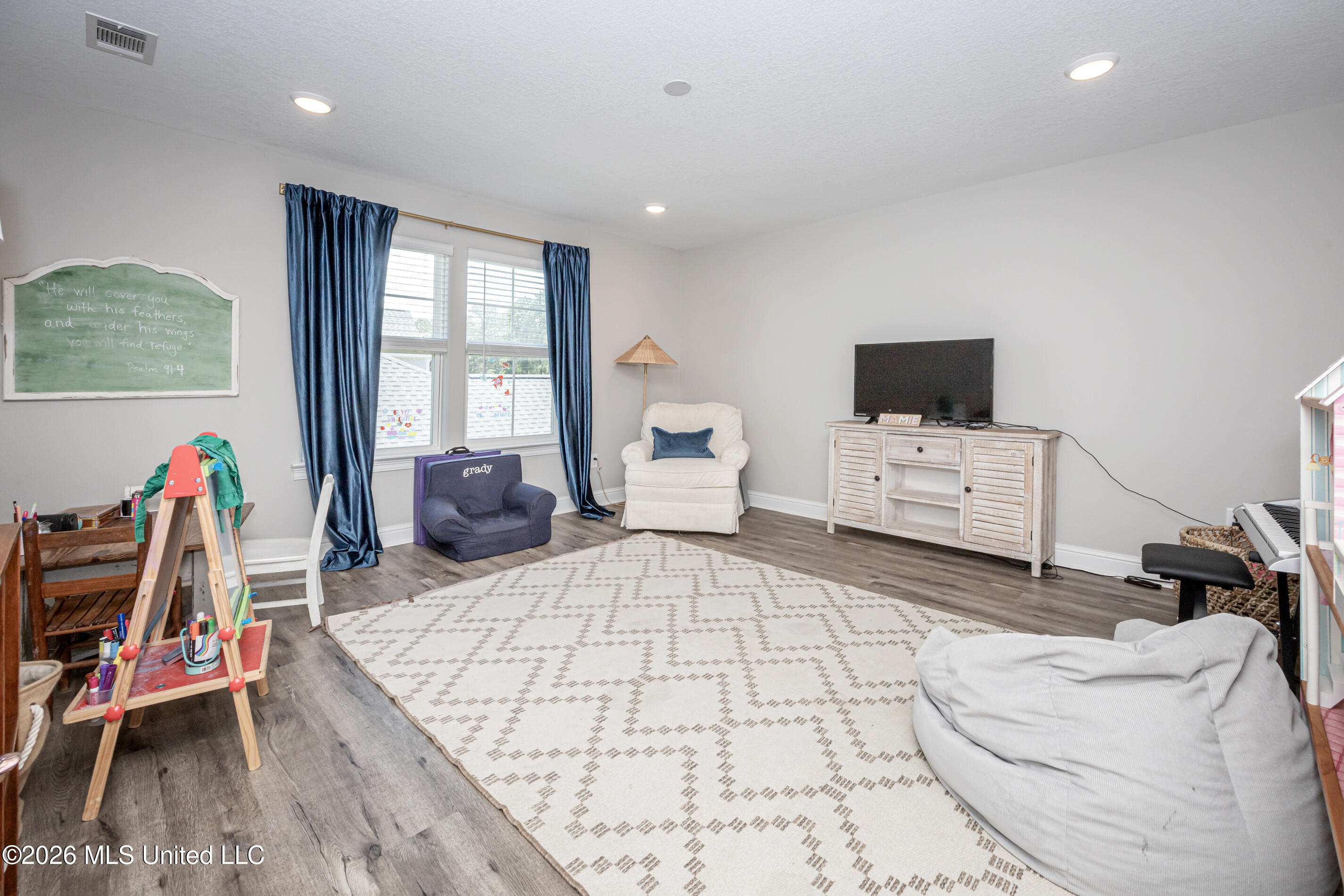 104 Everly Circle Property Photo 38