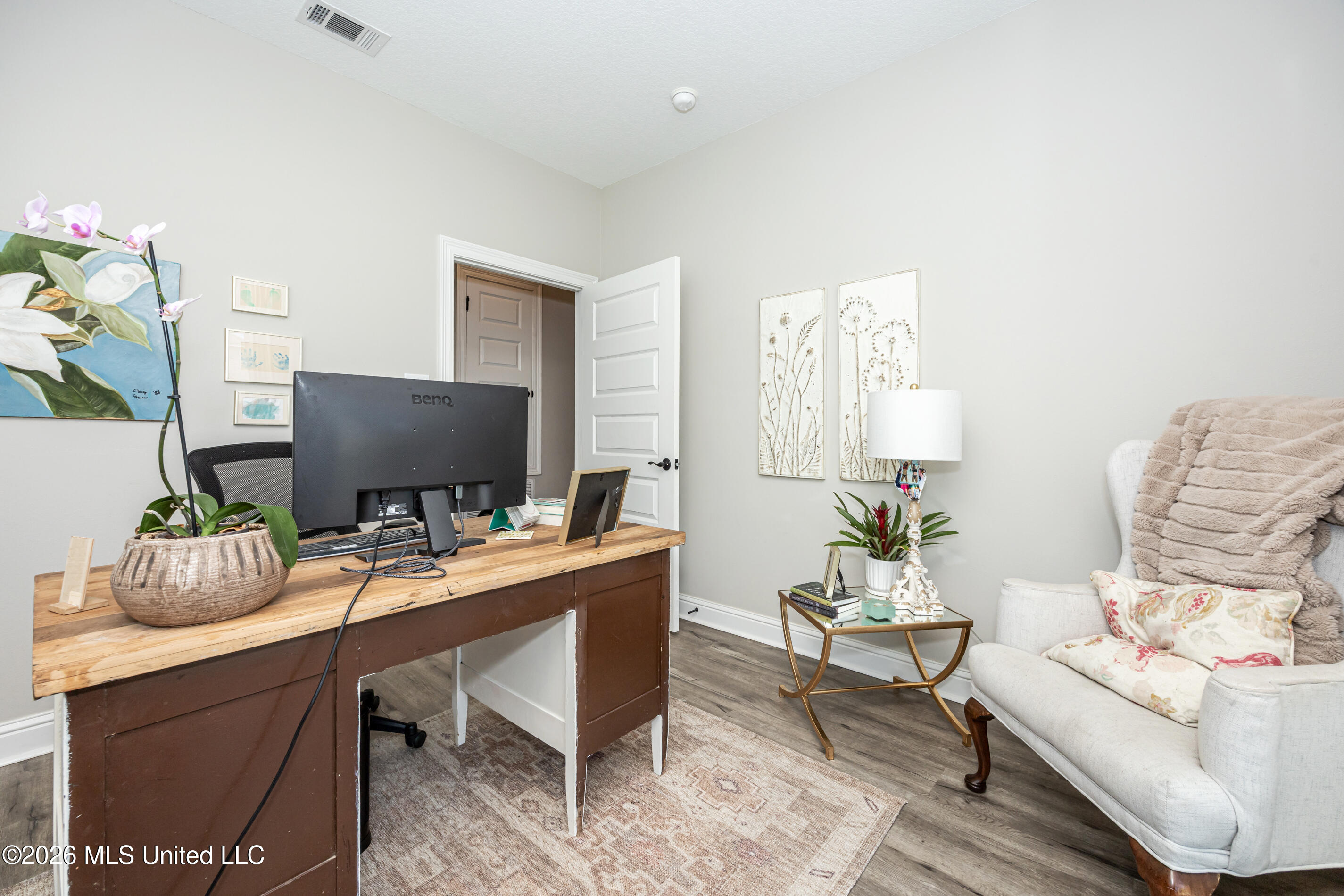 104 Everly Circle Property Photo 44