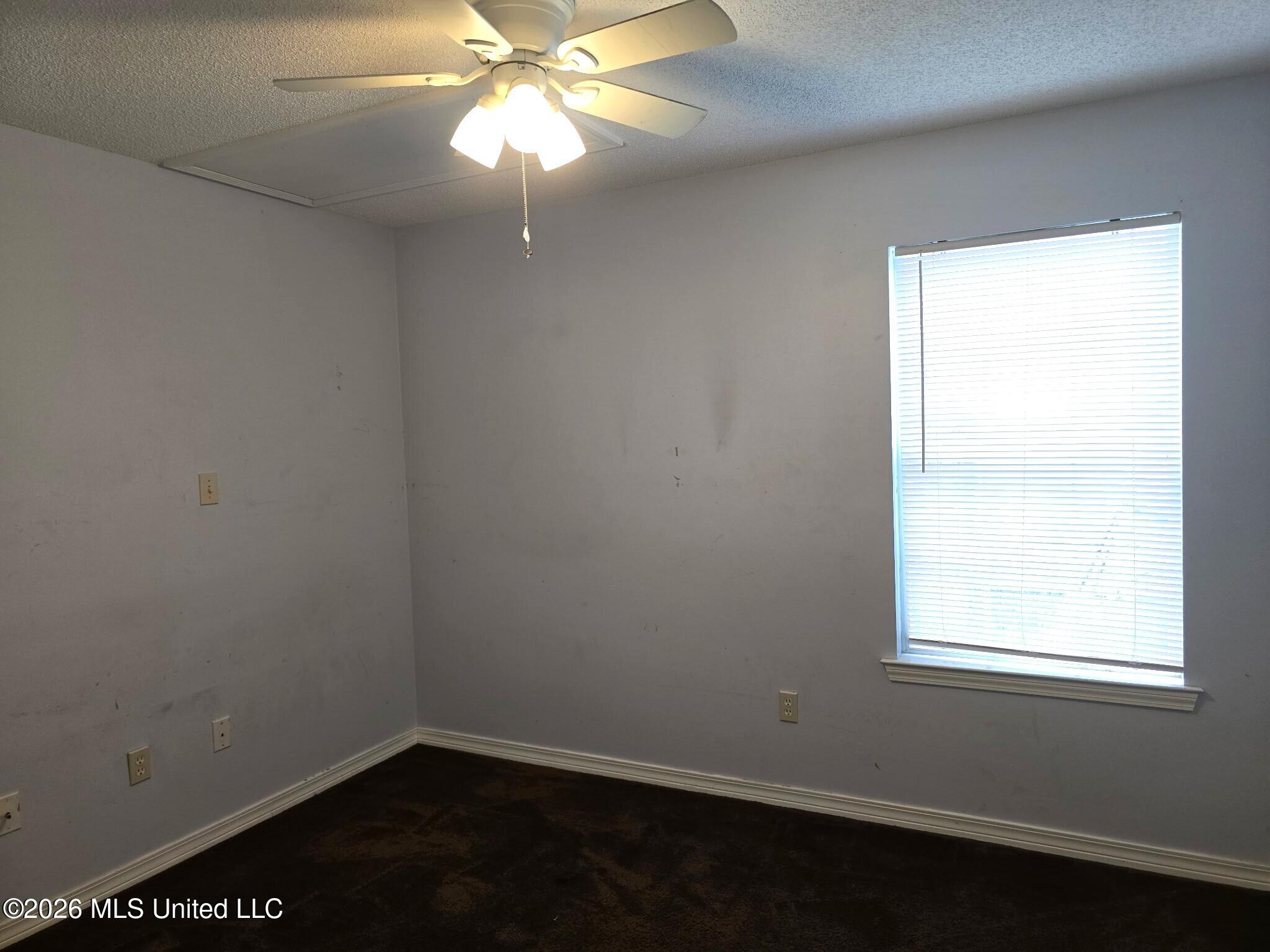 13200 Warren Drive Property Photo 6