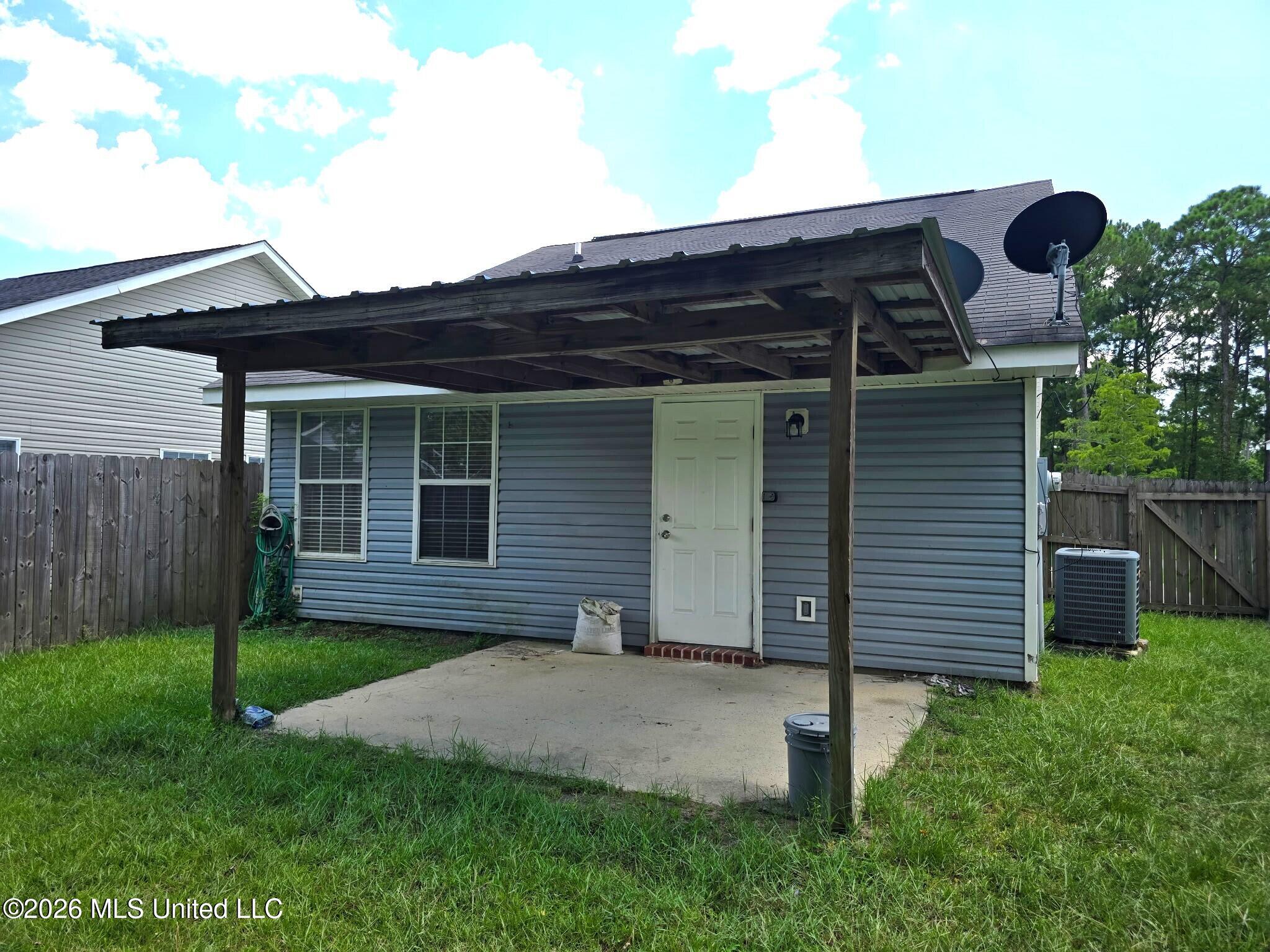 13200 Warren Drive Property Photo 10