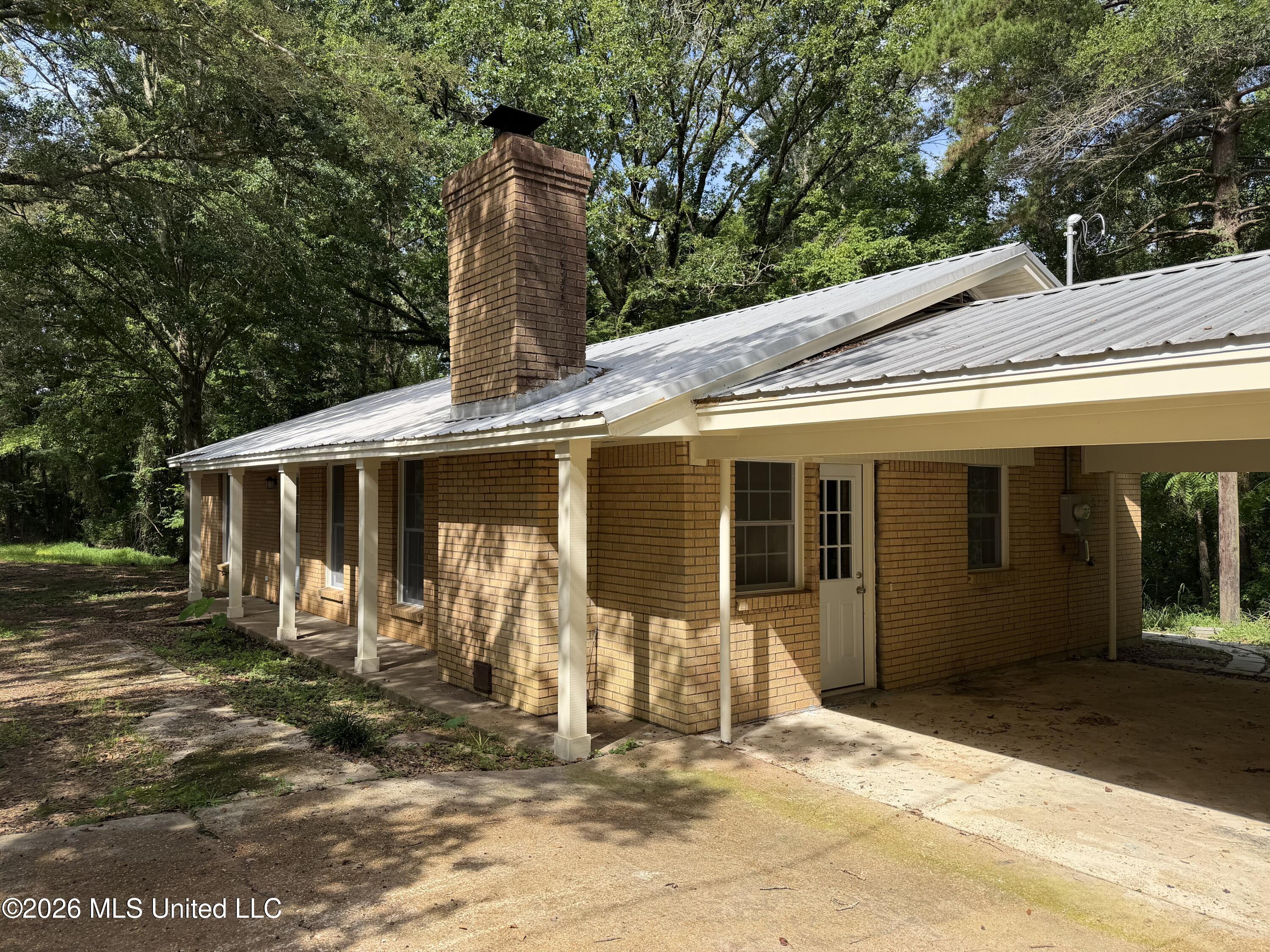 2159 Sunny Lane Road Property Photo 2