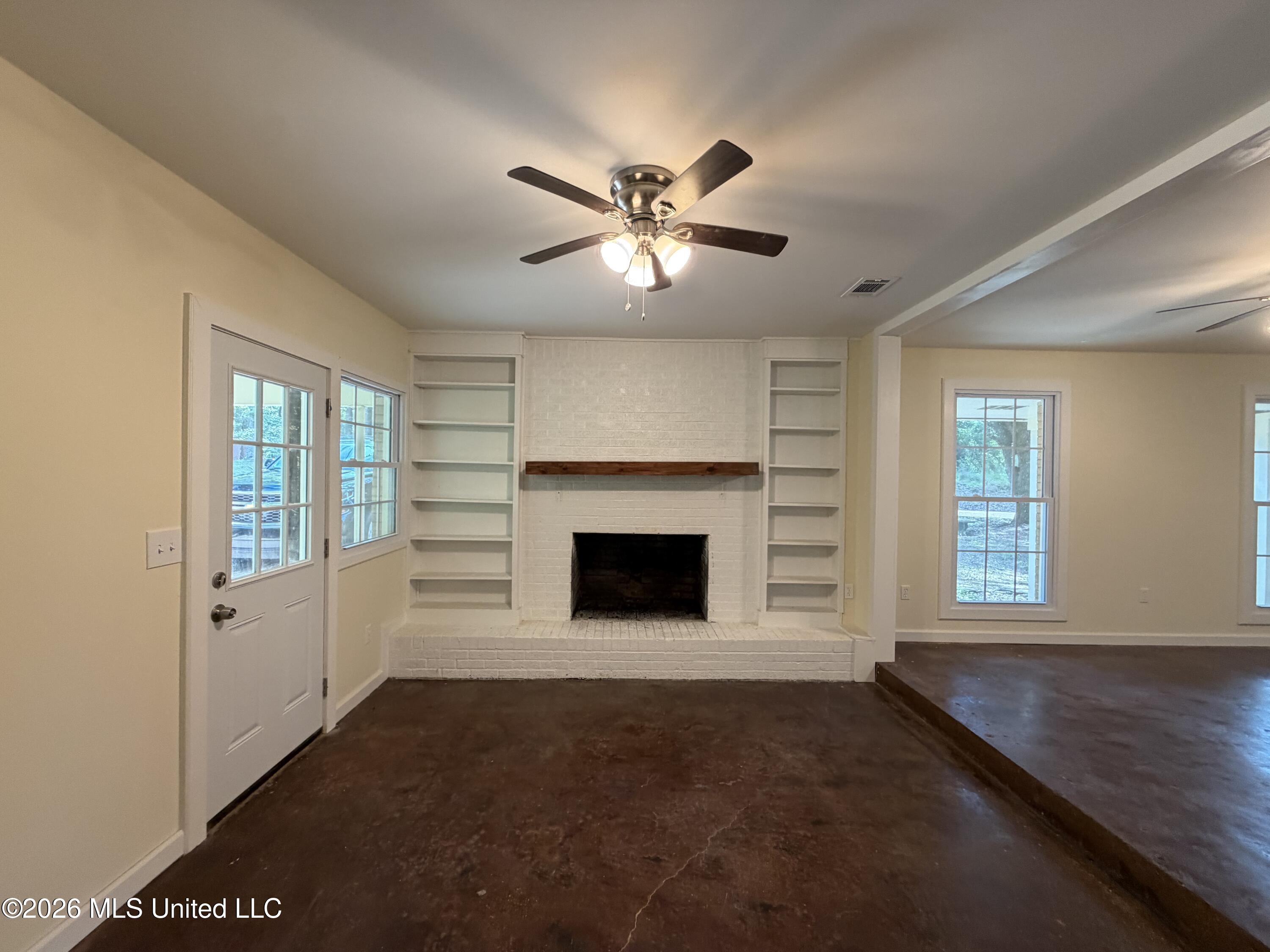2159 Sunny Lane Road Property Photo 3