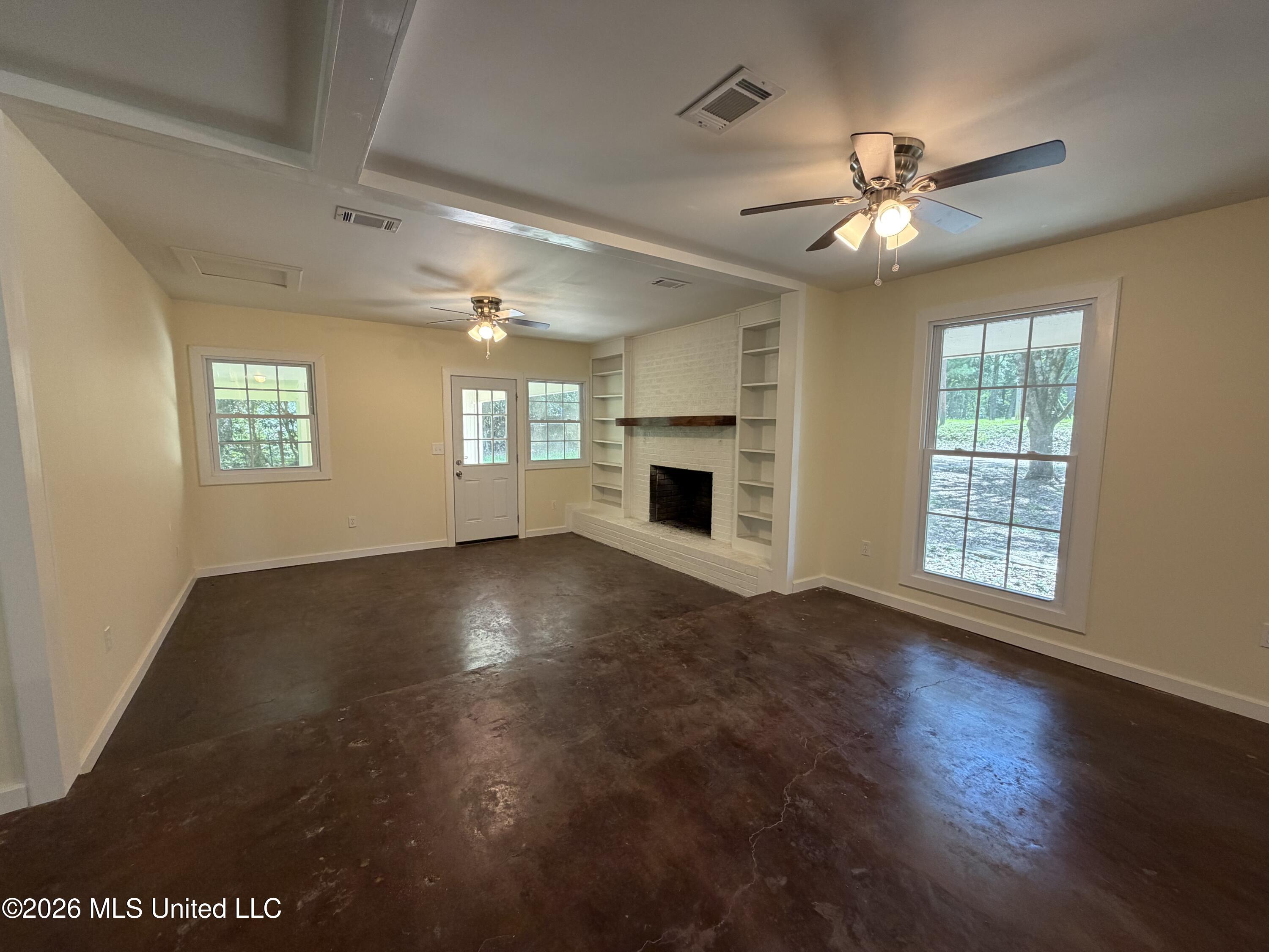 2159 Sunny Lane Road Property Photo 5