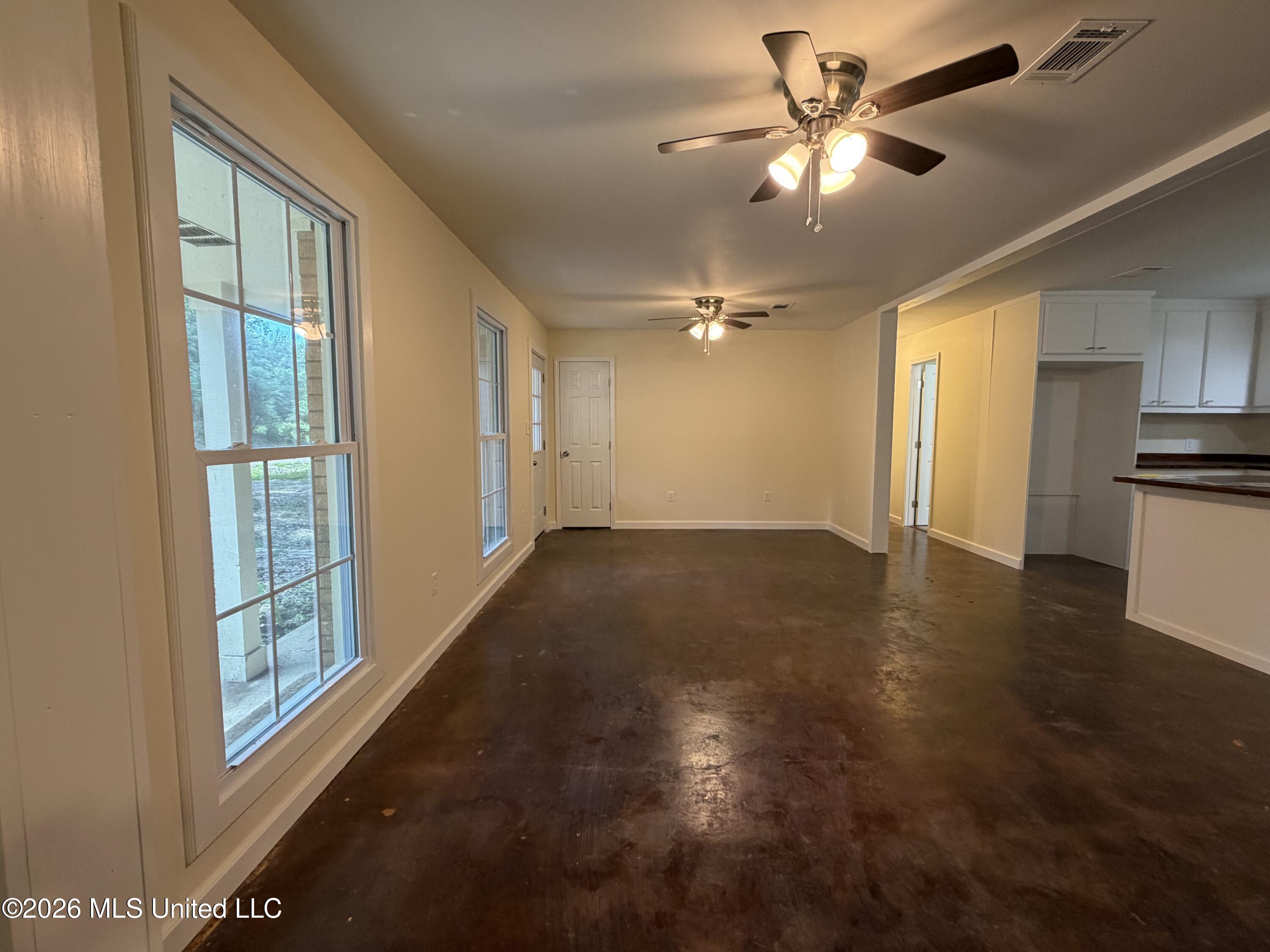 2159 Sunny Lane Road Property Photo 6