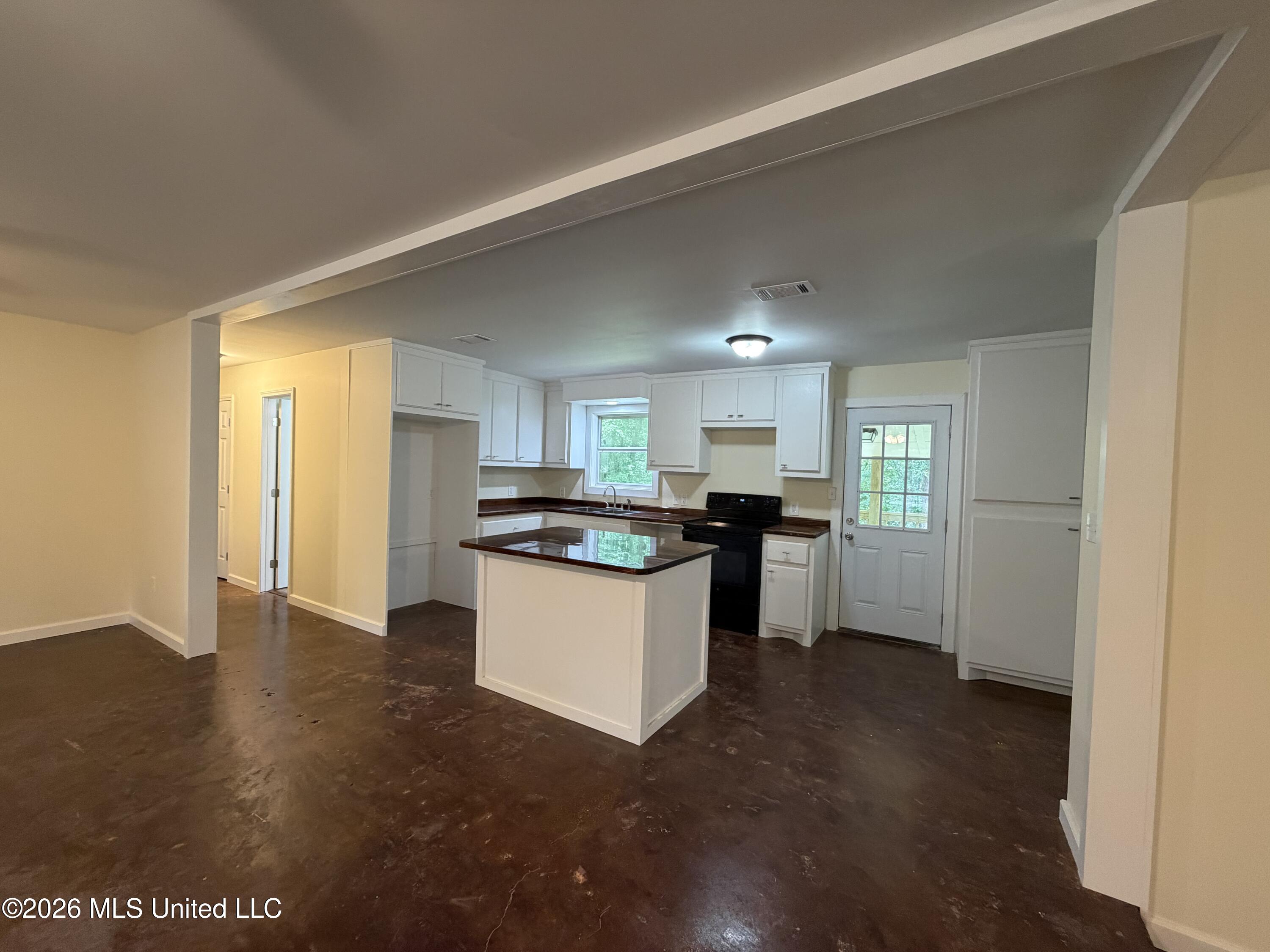 2159 Sunny Lane Road Property Photo 7