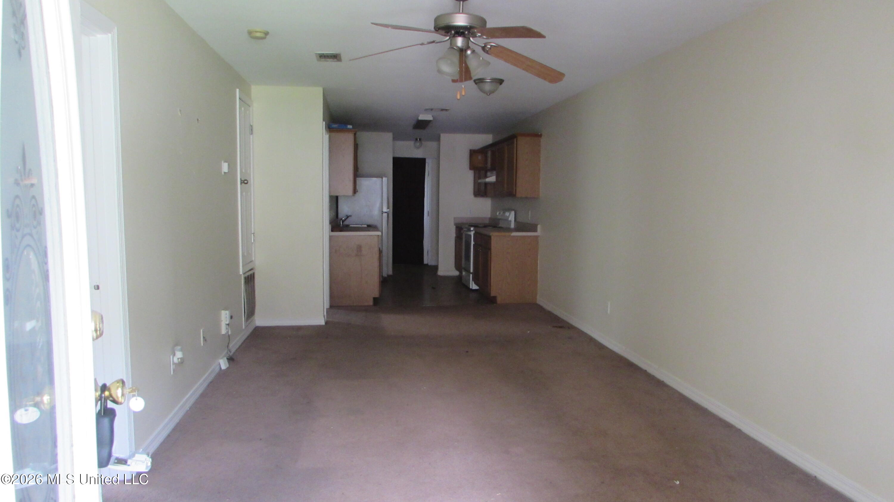 5386 Quail Creek Circle Property Photo 3