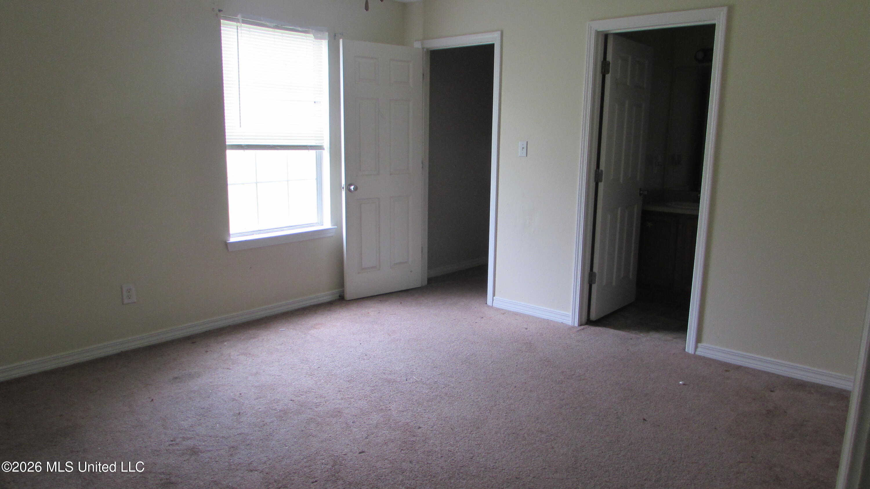 5386 Quail Creek Circle Property Photo 7