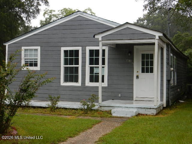 403 Klondyke Street Property Photo 1