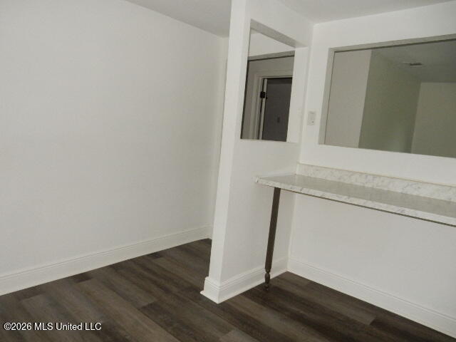 403 Klondyke Street Property Photo 11