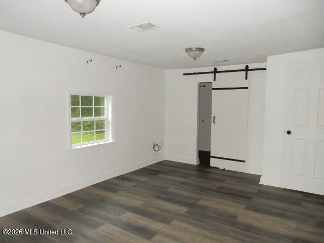 403 Klondyke Street Property Photo 17
