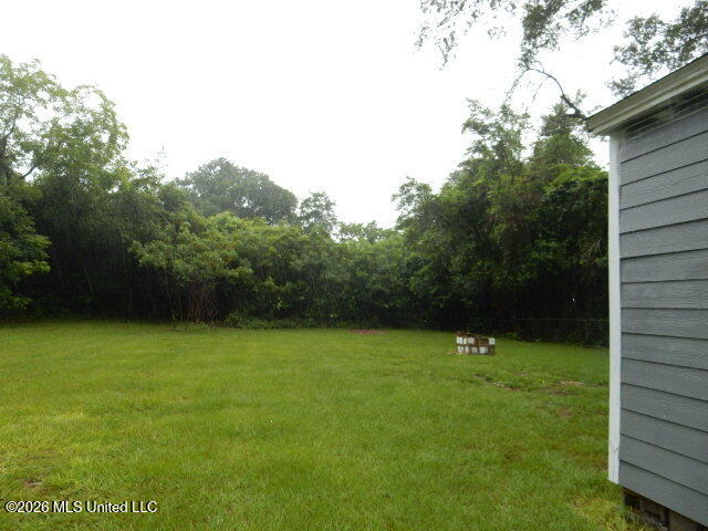 403 Klondyke Street Property Photo 28