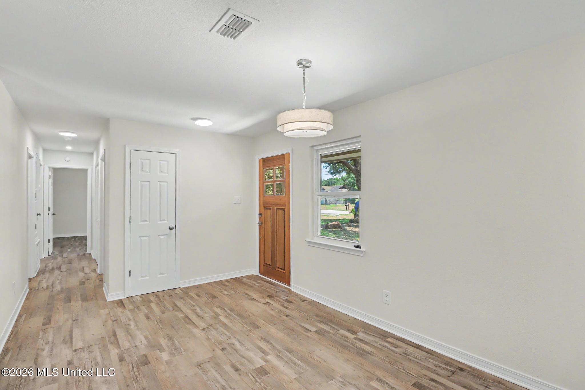 8520 Mermaid Avenue Property Photo 5