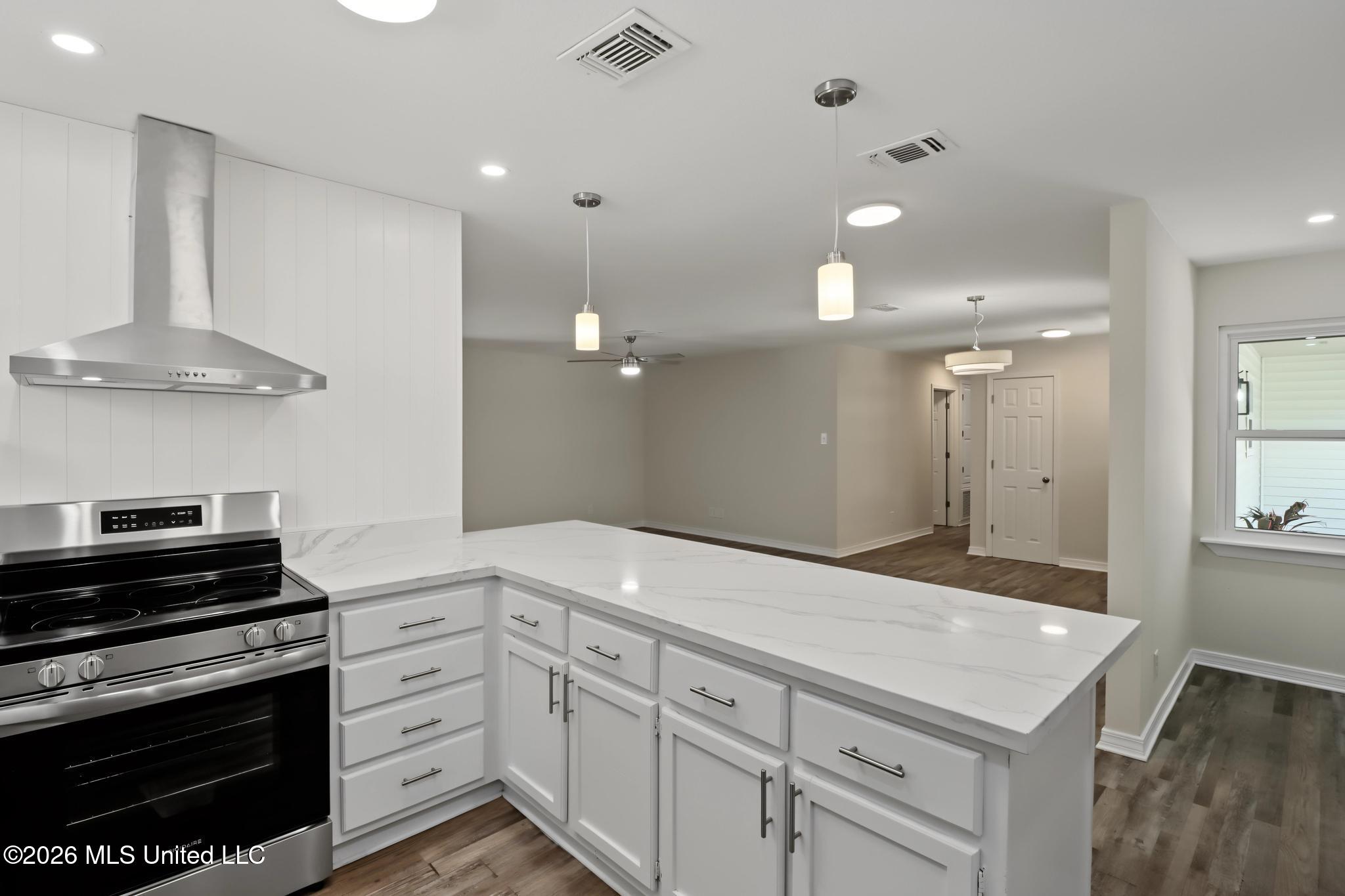 8520 Mermaid Avenue Property Photo 8