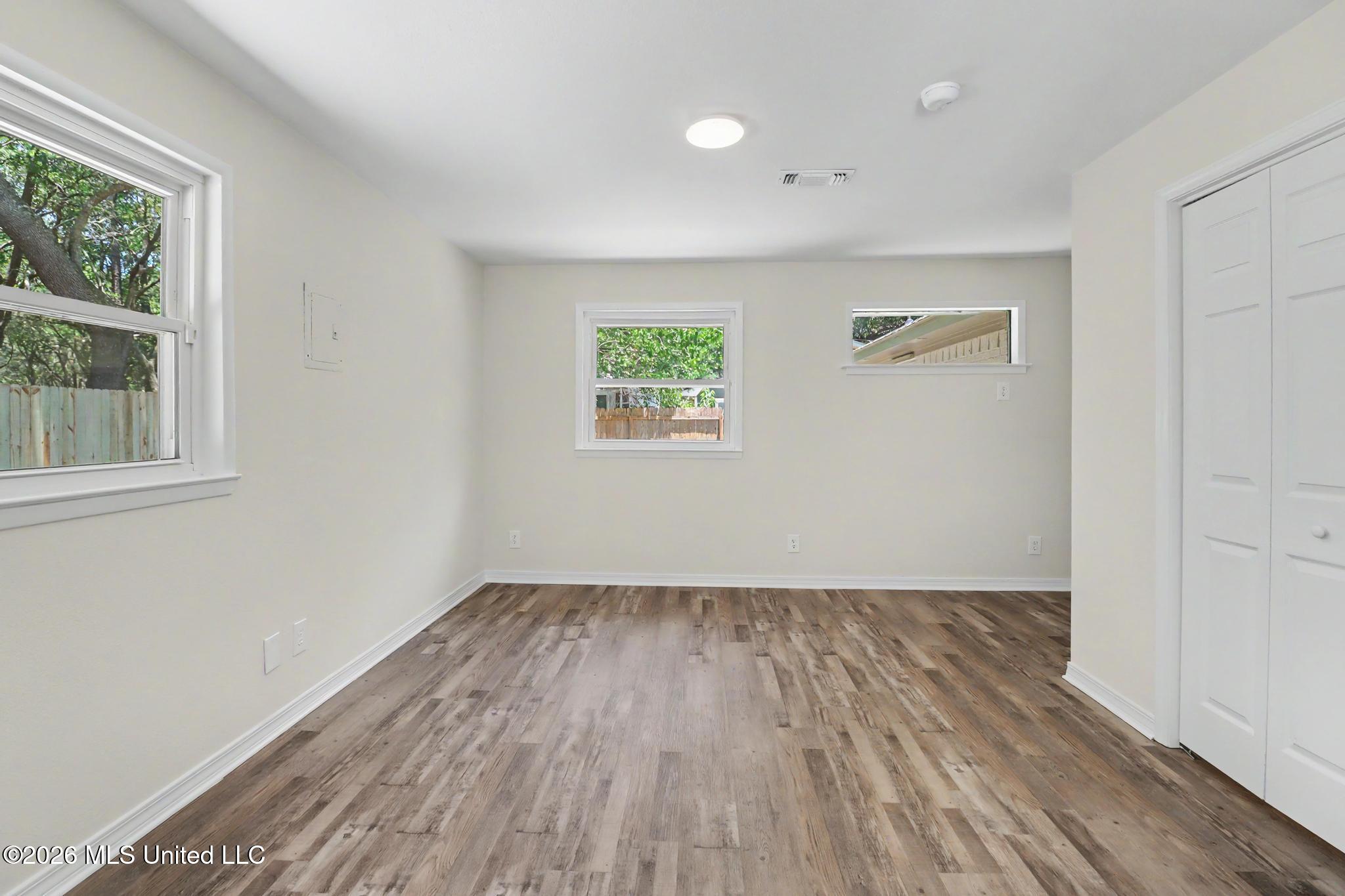8520 Mermaid Avenue Property Photo 11
