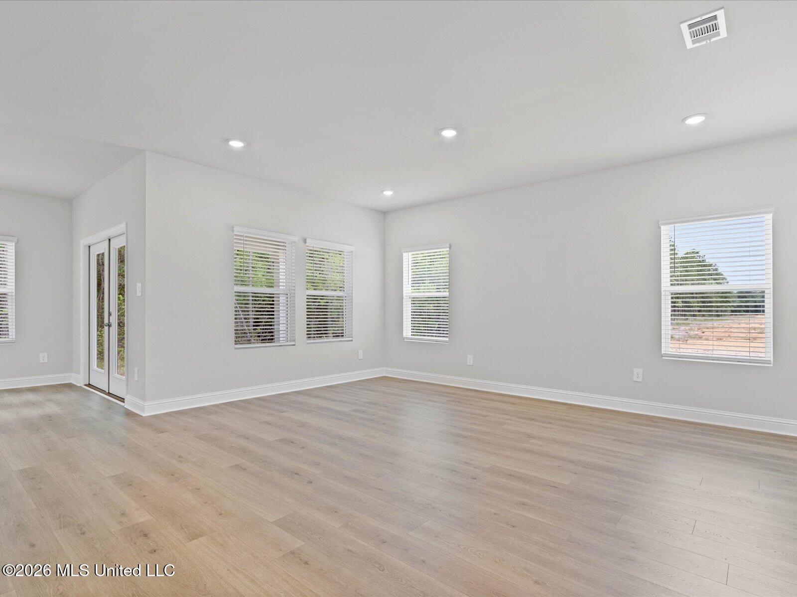 8007 Buttonbush Road Property Photo 5