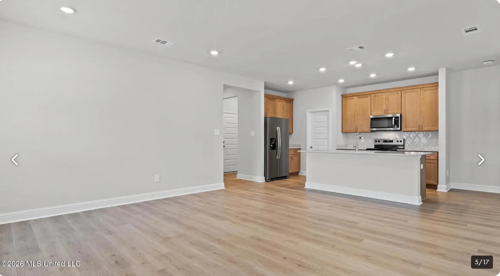 8007 Buttonbush Road Property Photo 6