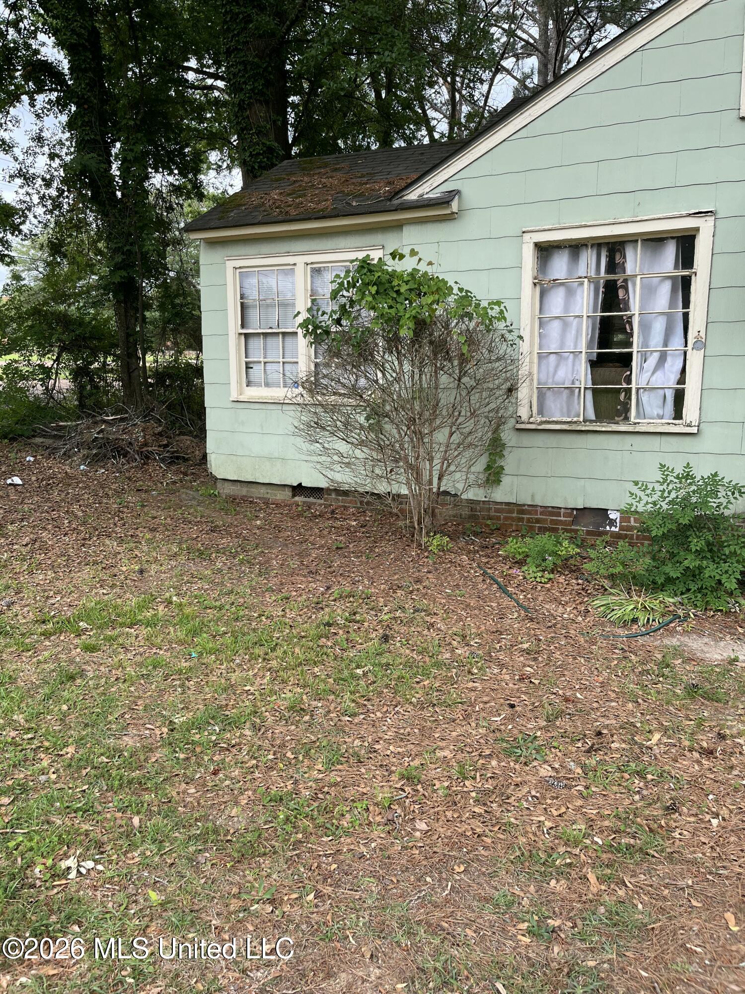 797 Avalon Road Property Photo 2