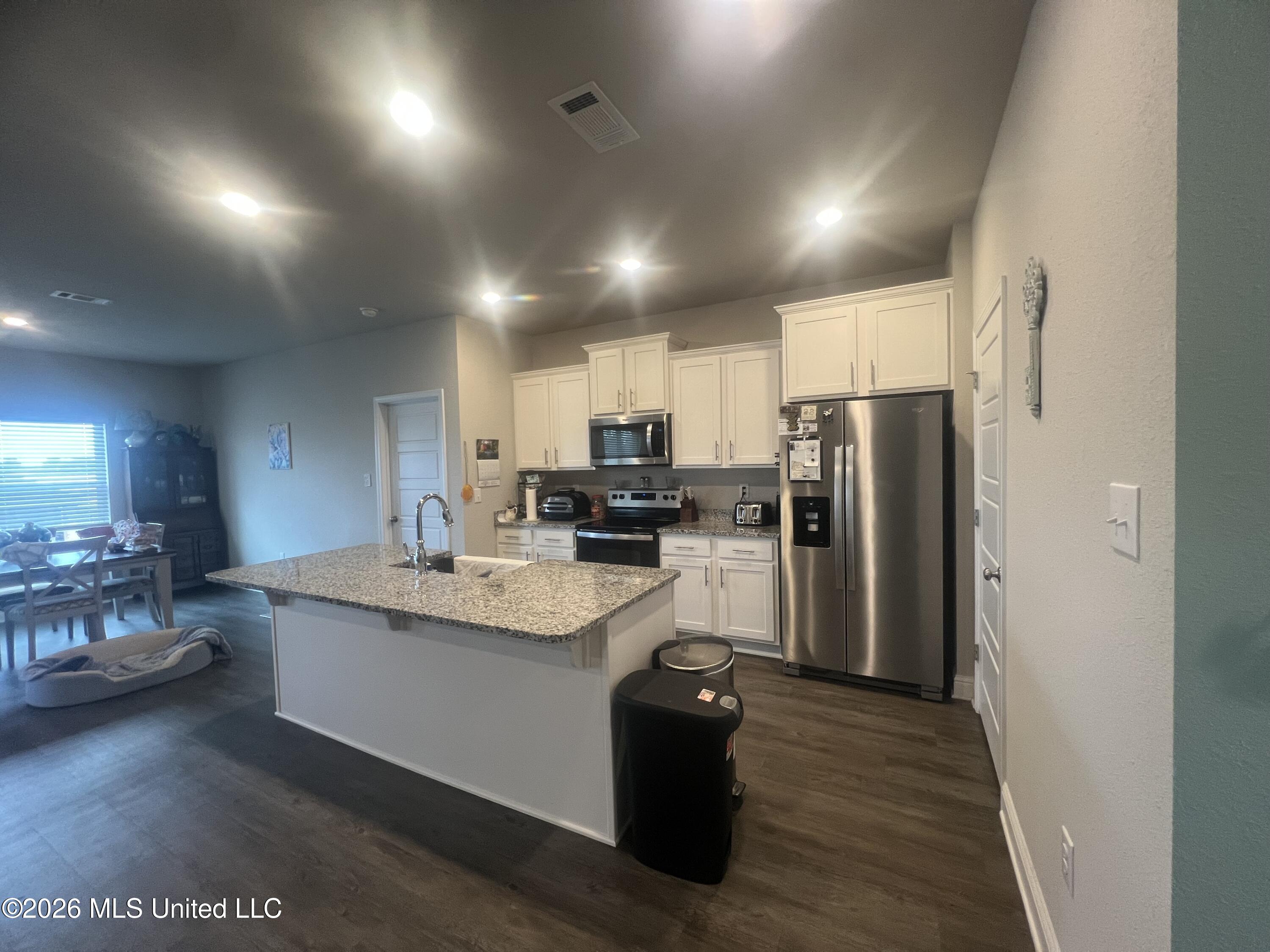 15614 Arran Way Property Photo 10