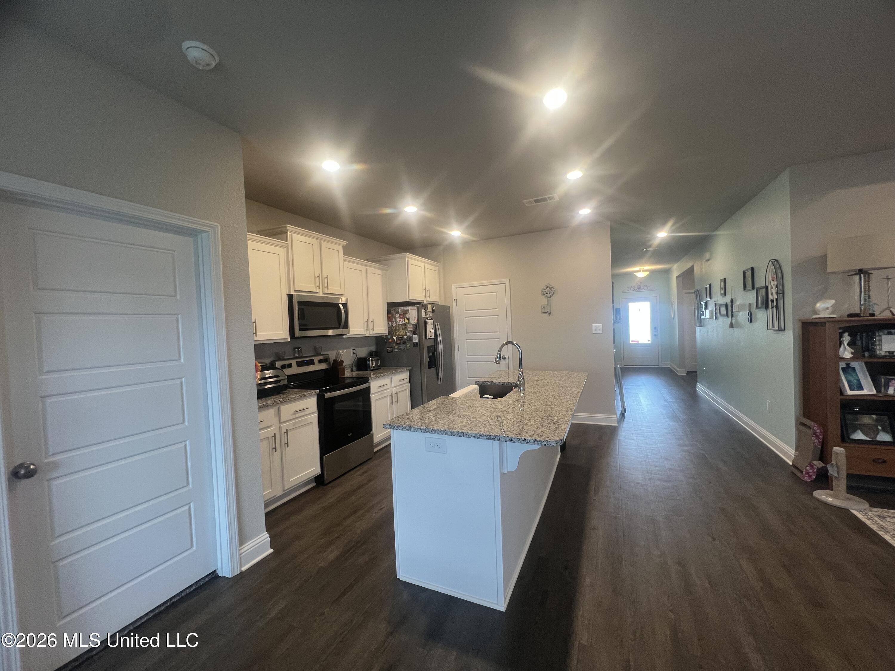 15614 Arran Way Property Photo 11