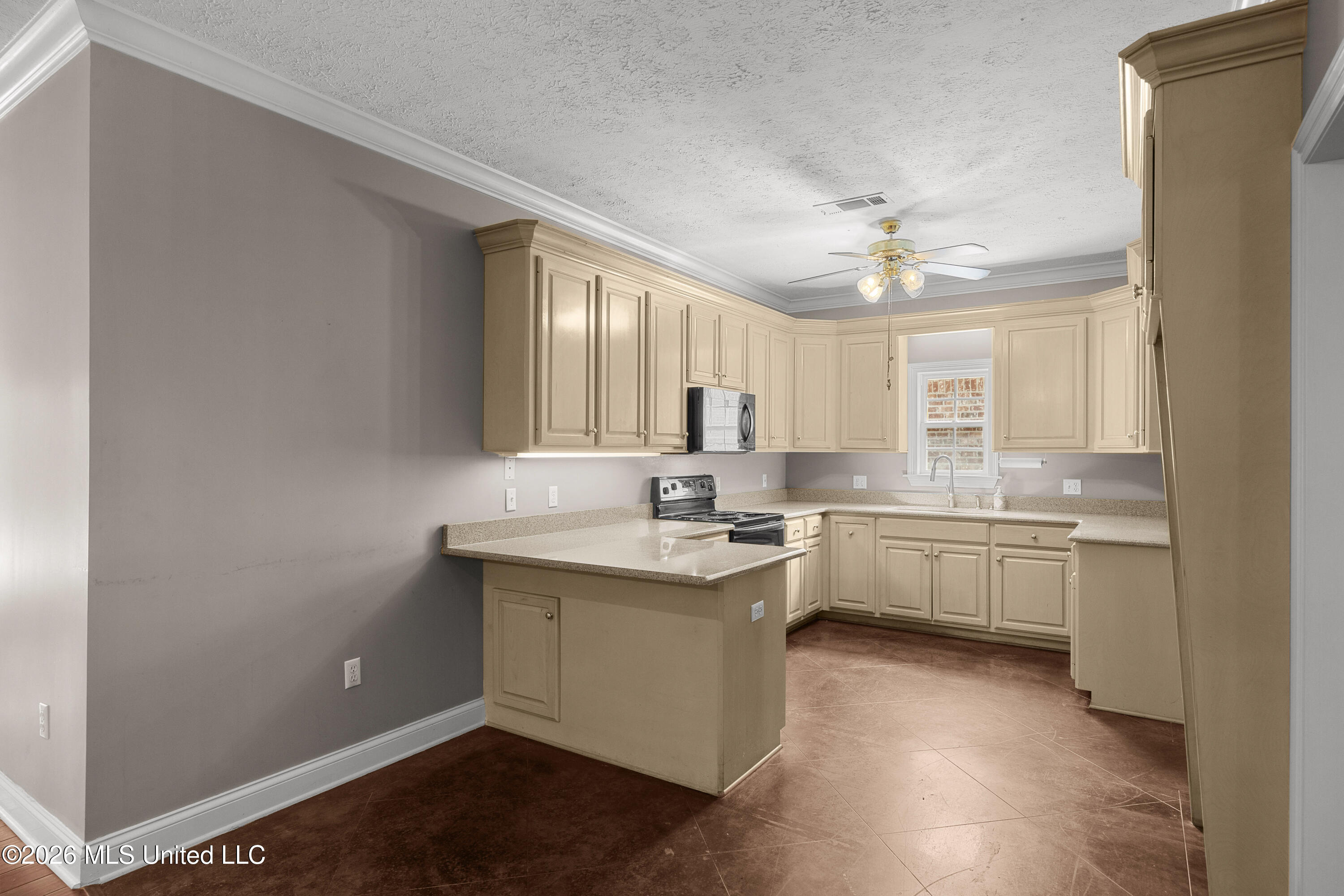222 Garden Street Property Photo 10