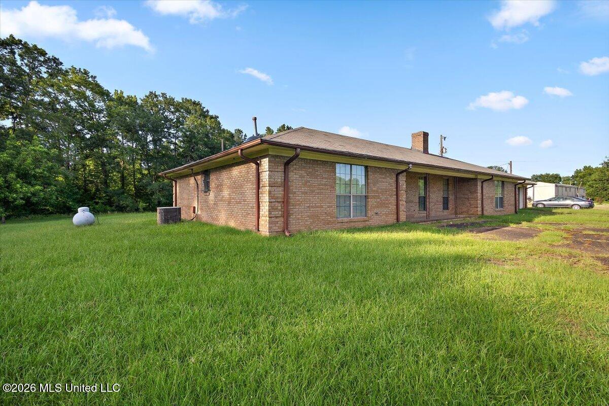 13195 Old Port Gibson Road Property Photo 2
