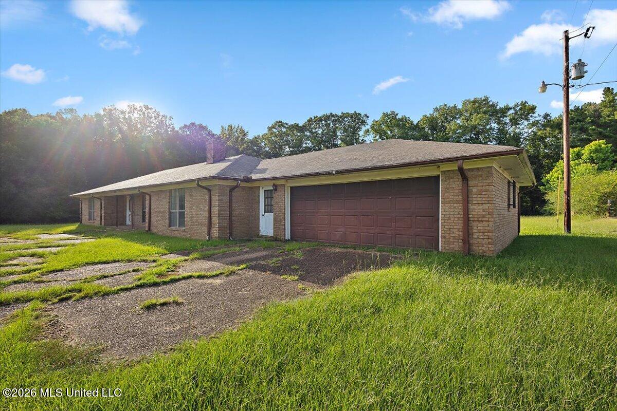 13195 Old Port Gibson Road Property Photo 3