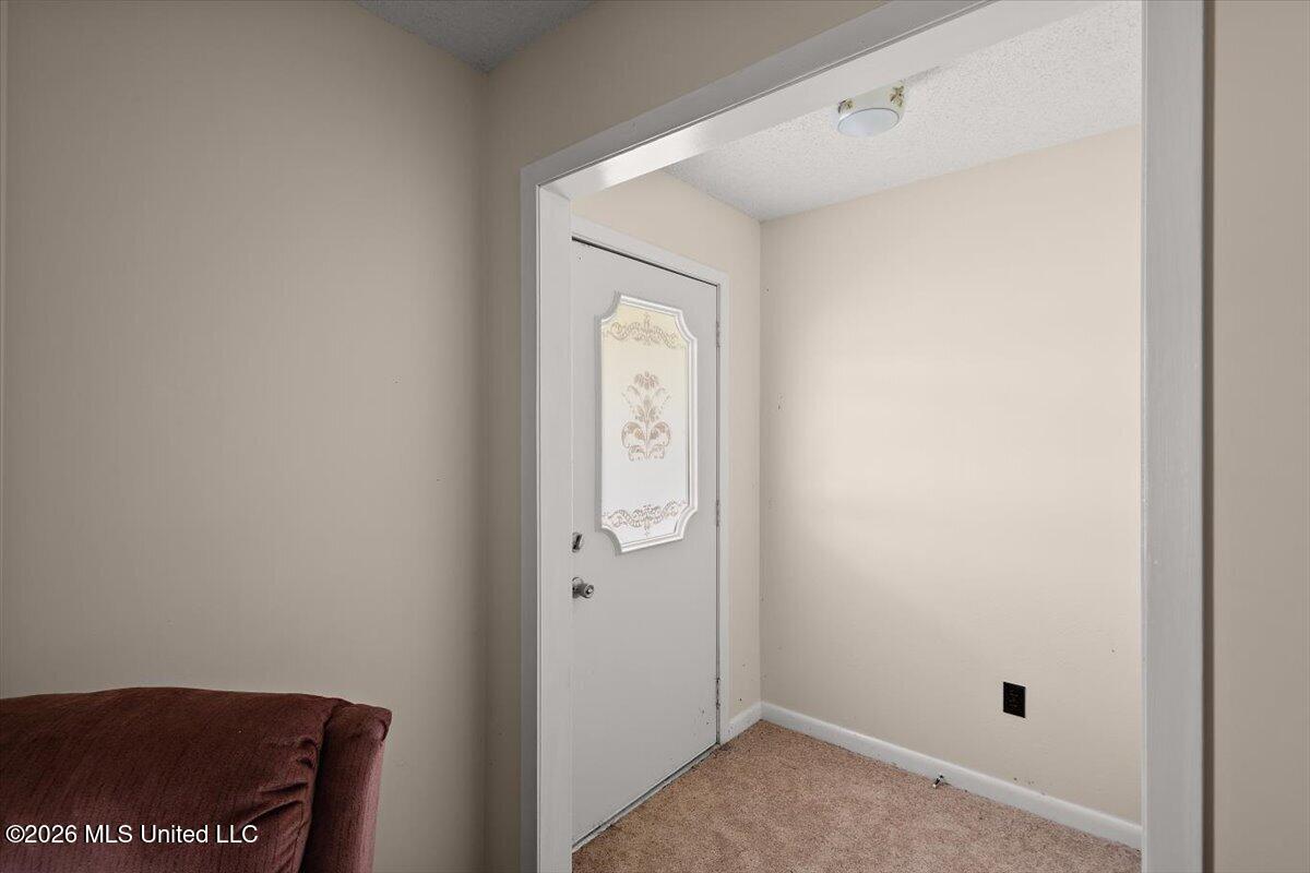 13195 Old Port Gibson Road Property Photo 5