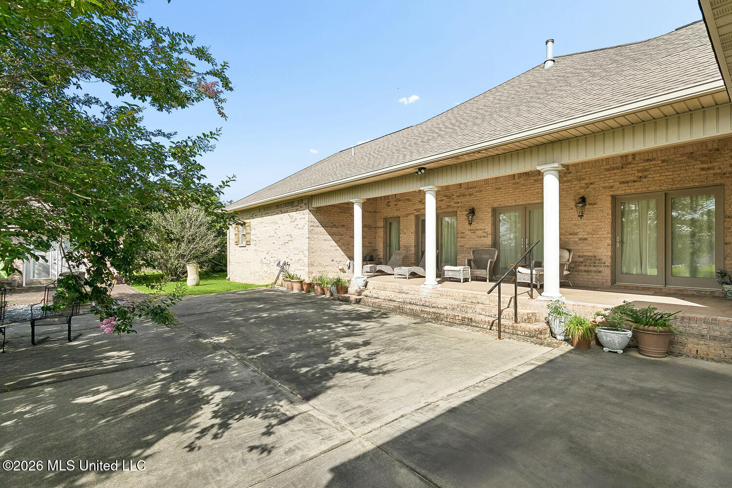18254 Robinwood East Drive Property Photo 19