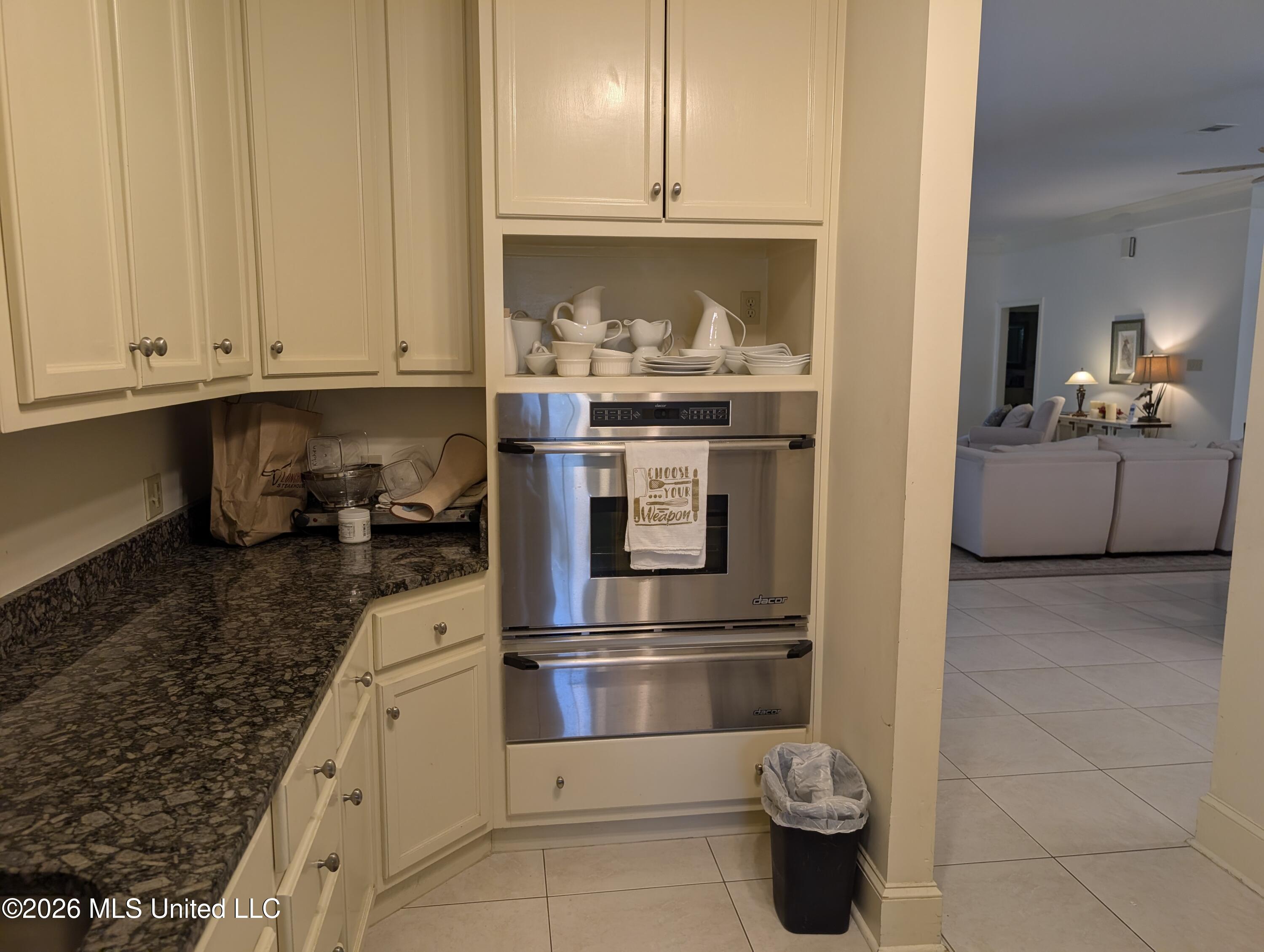 18254 Robinwood East Drive Property Photo 26