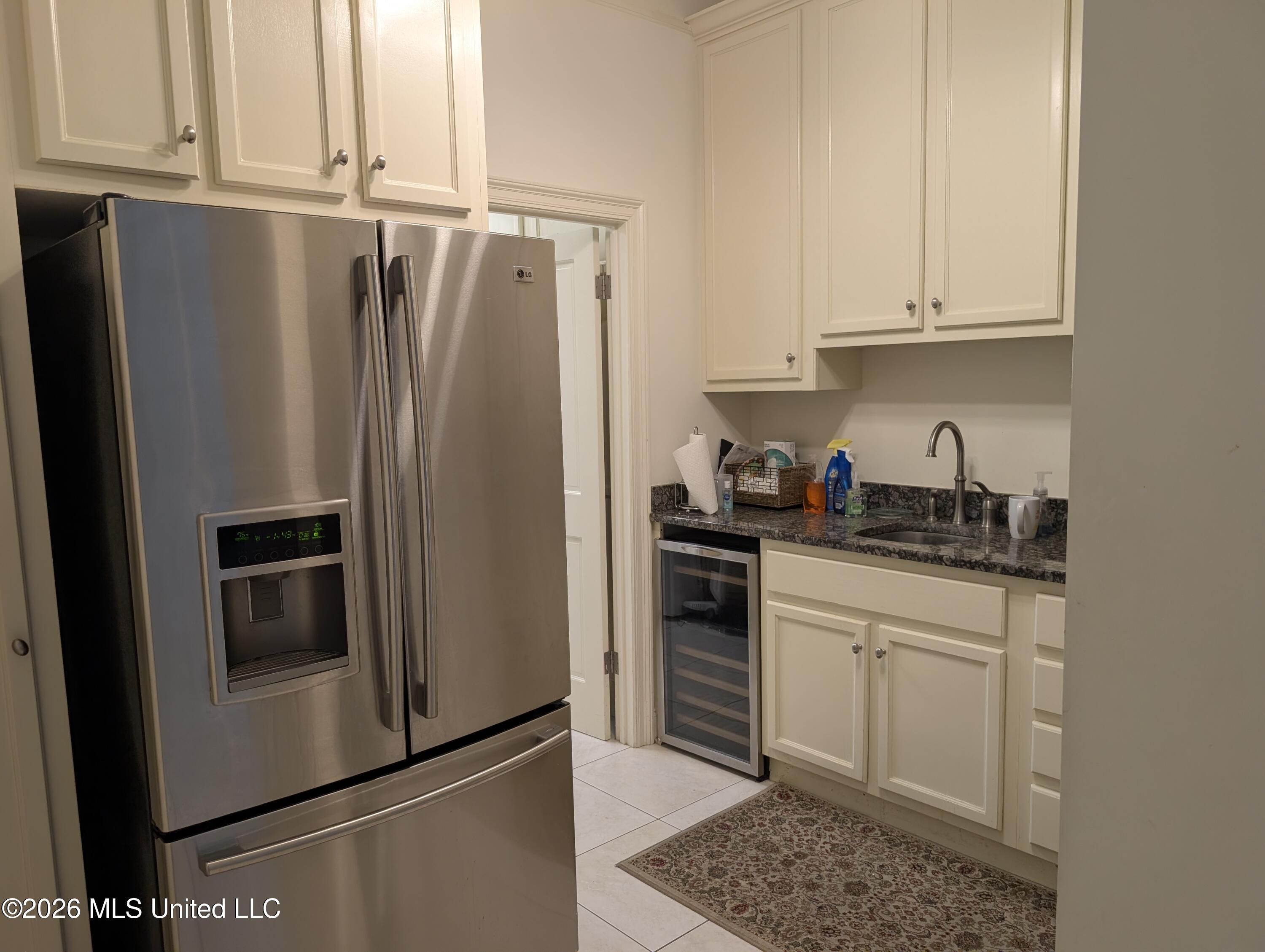 18254 Robinwood East Drive Property Photo 28