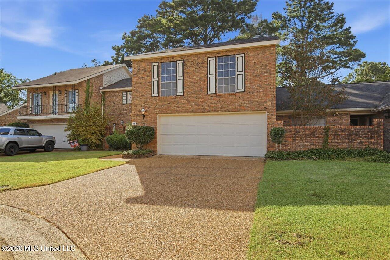 48 Roundtree Circle Property Photo 2
