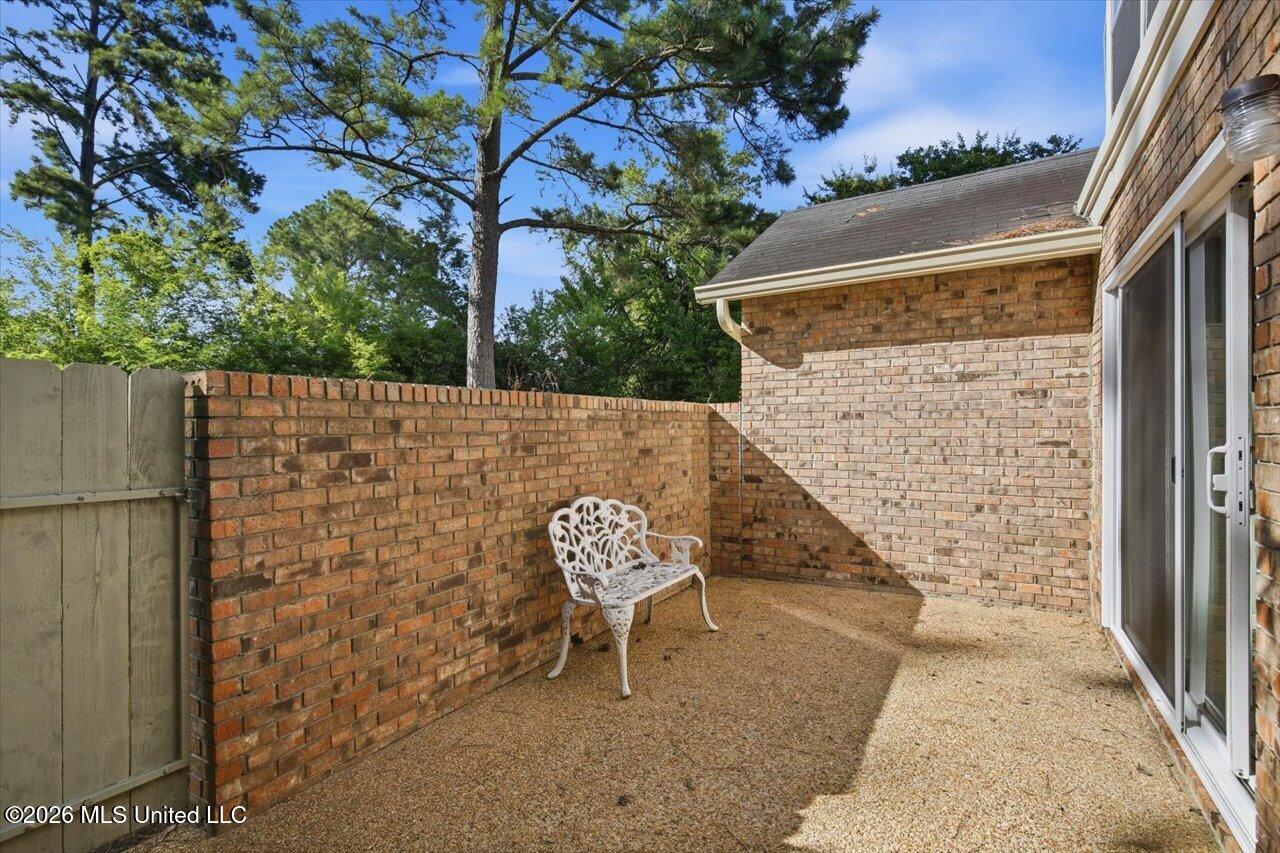 48 Roundtree Circle Property Photo 39