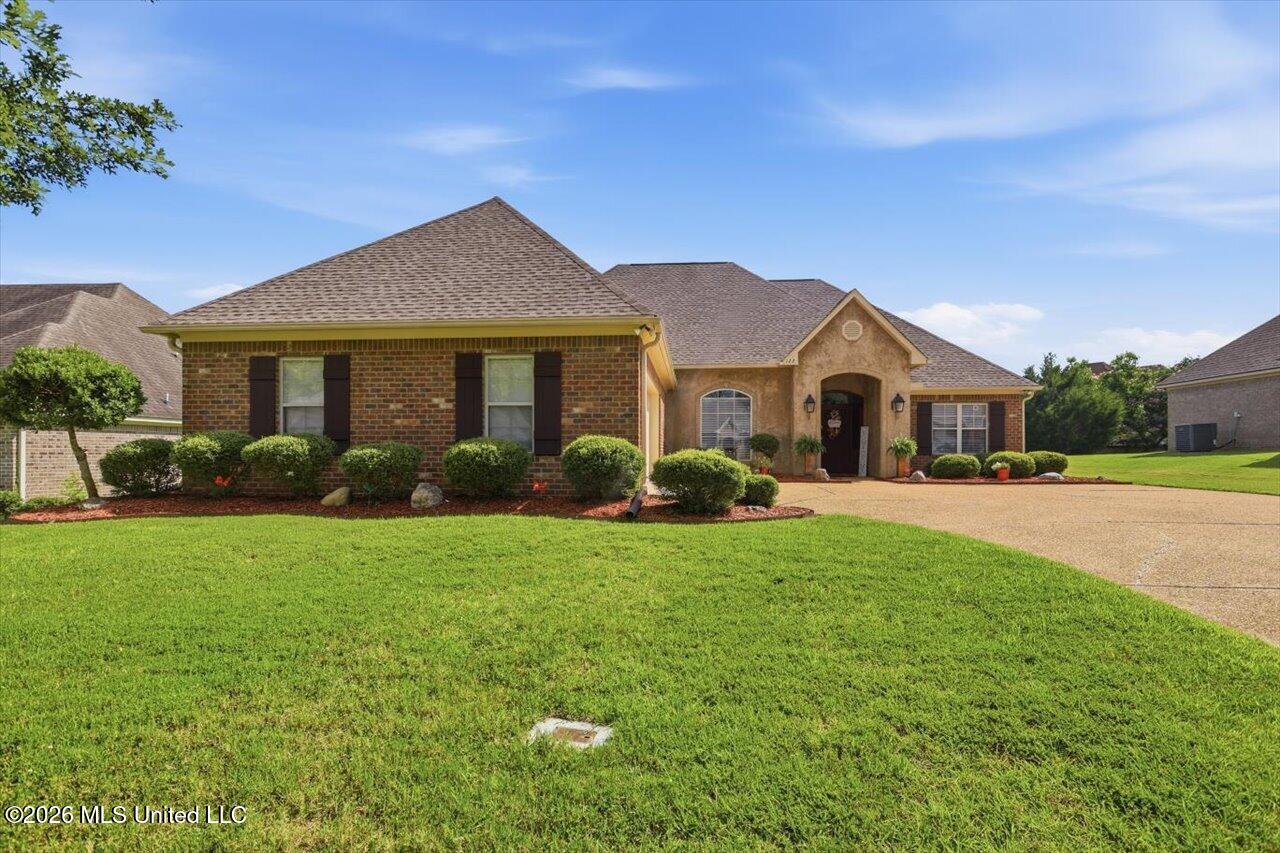 122 Rockbridge Crossing Property Photo 2