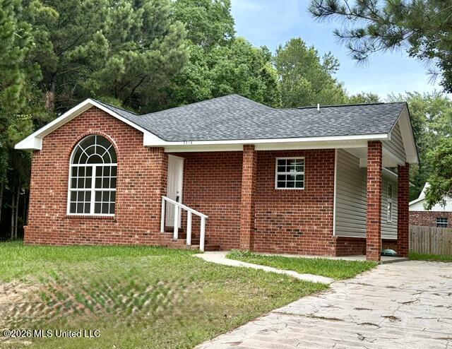 2516 S Beachview Drive Property Photo 1