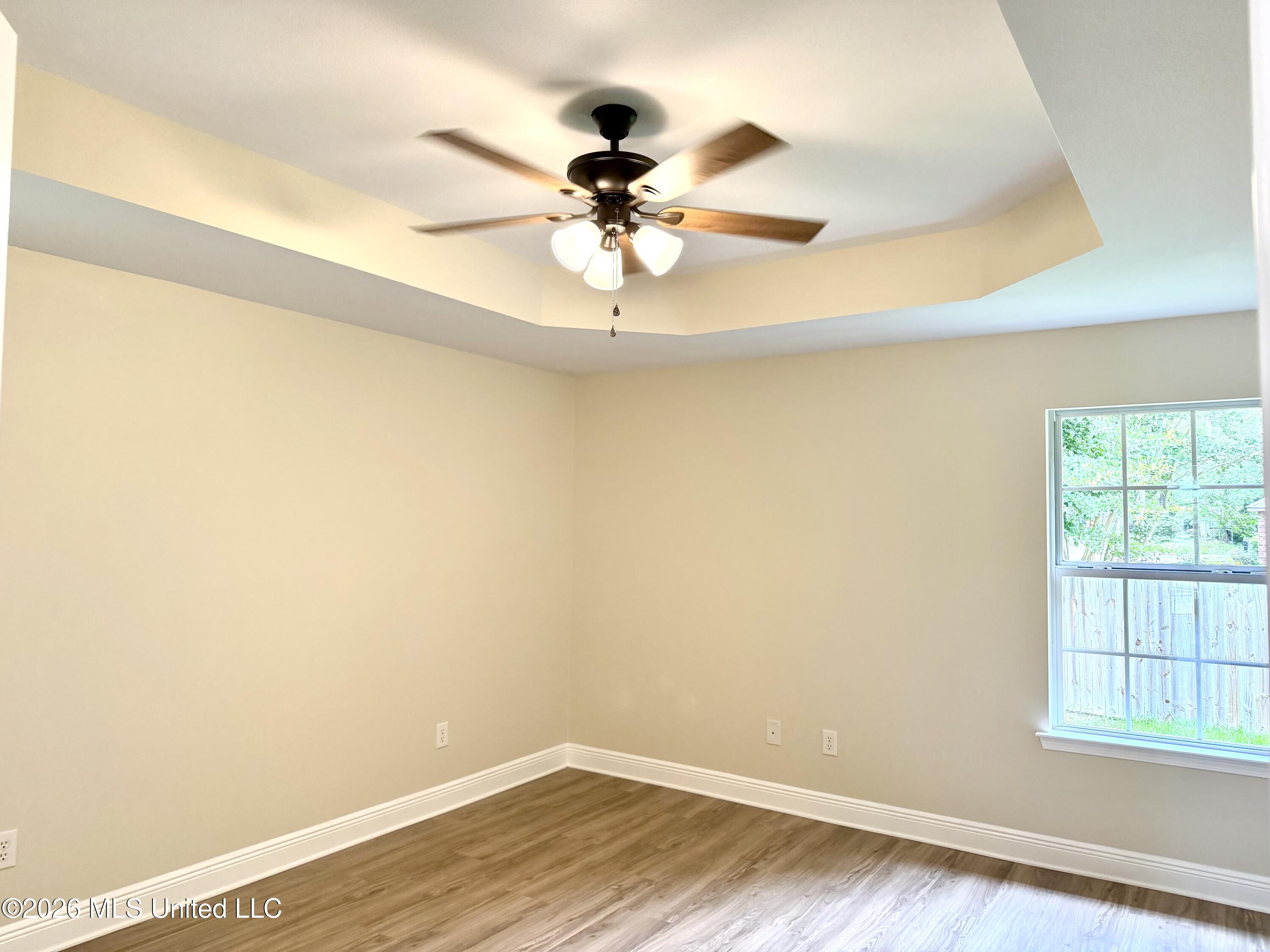 2516 S Beachview Drive Property Photo 10