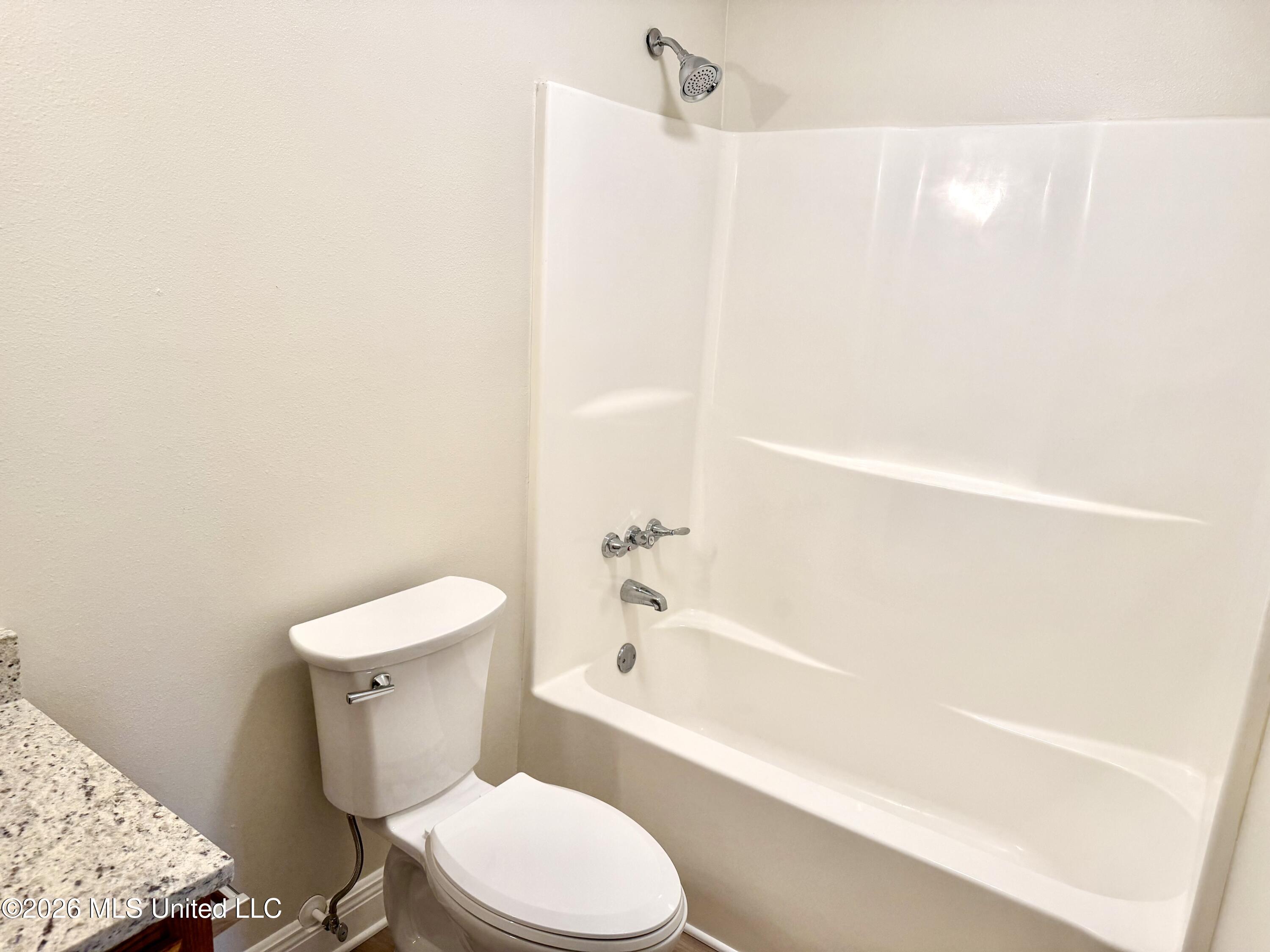 2516 S Beachview Drive Property Photo 13